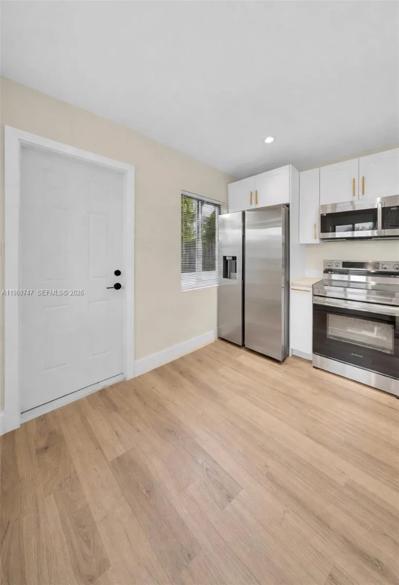 1116 Ne 15th Ave, Fort Lauderdale, Florida 33304, Fort Lauderdale, Florida 33304, ,Residential Income,For Sale,1116 Ne 15th Ave, Fort Lauderdale, Florida 33304,A11969747