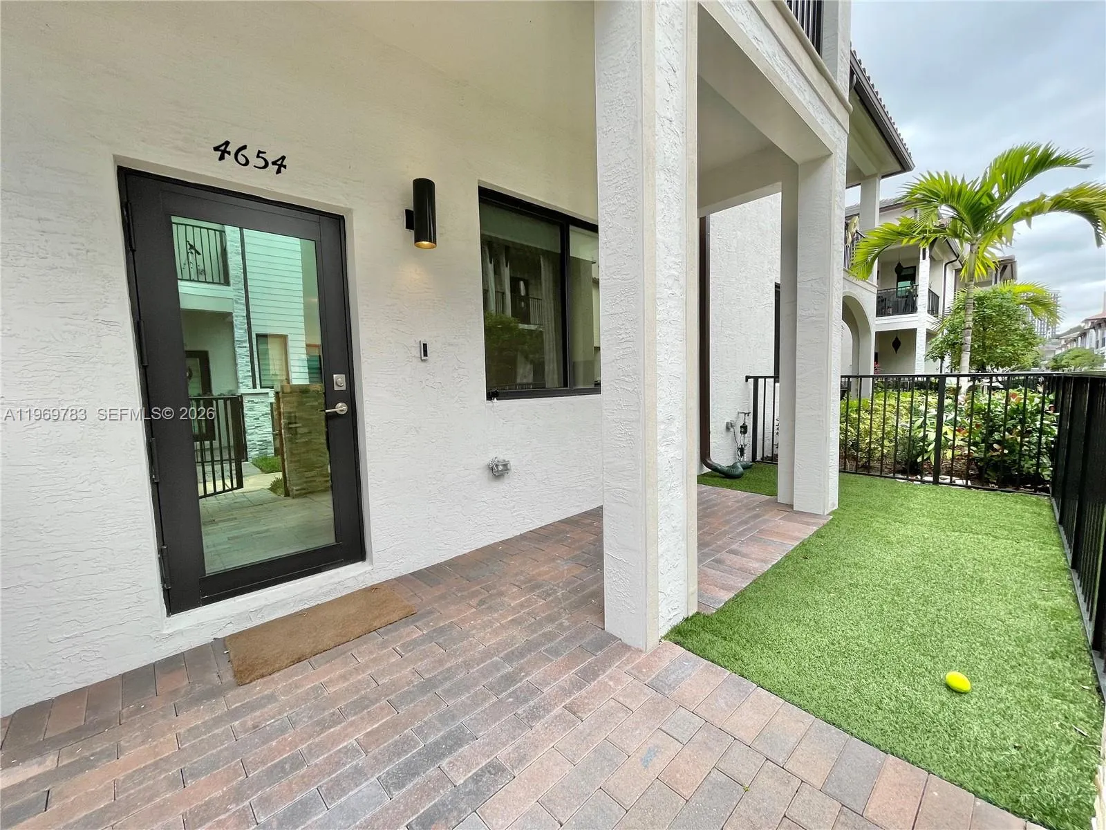 4654 Nw 83rd Pkwy 4654, Doral, Florida 33166, Doral, Florida 33166, 3 Bedrooms Bedrooms, ,2 BathroomsBathrooms,Residential Lease,For Rent,4654 Nw 83rd Pkwy 4654, Doral, Florida 33166,A11969783