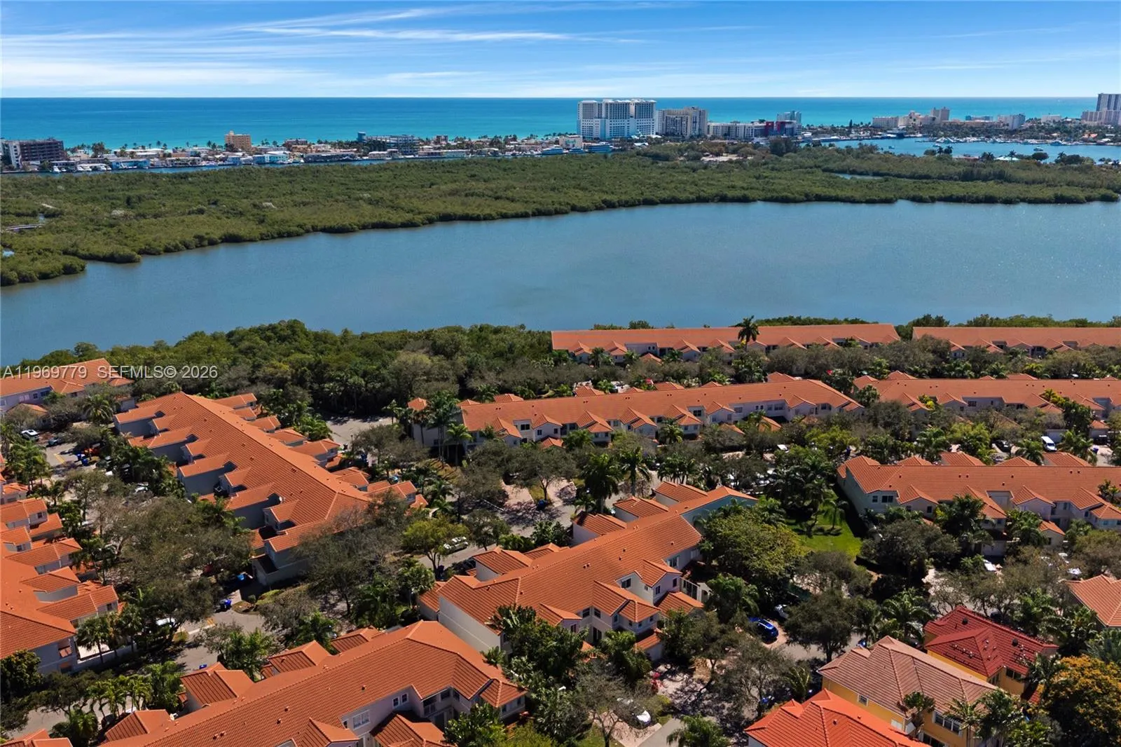 1690 Yellowheart Way, Hollywood, Florida 33019, Hollywood, Florida 33019, 3 Bedrooms Bedrooms, ,2 BathroomsBathrooms,Residential,For Sale,1690 Yellowheart Way, Hollywood, Florida 33019,A11969779