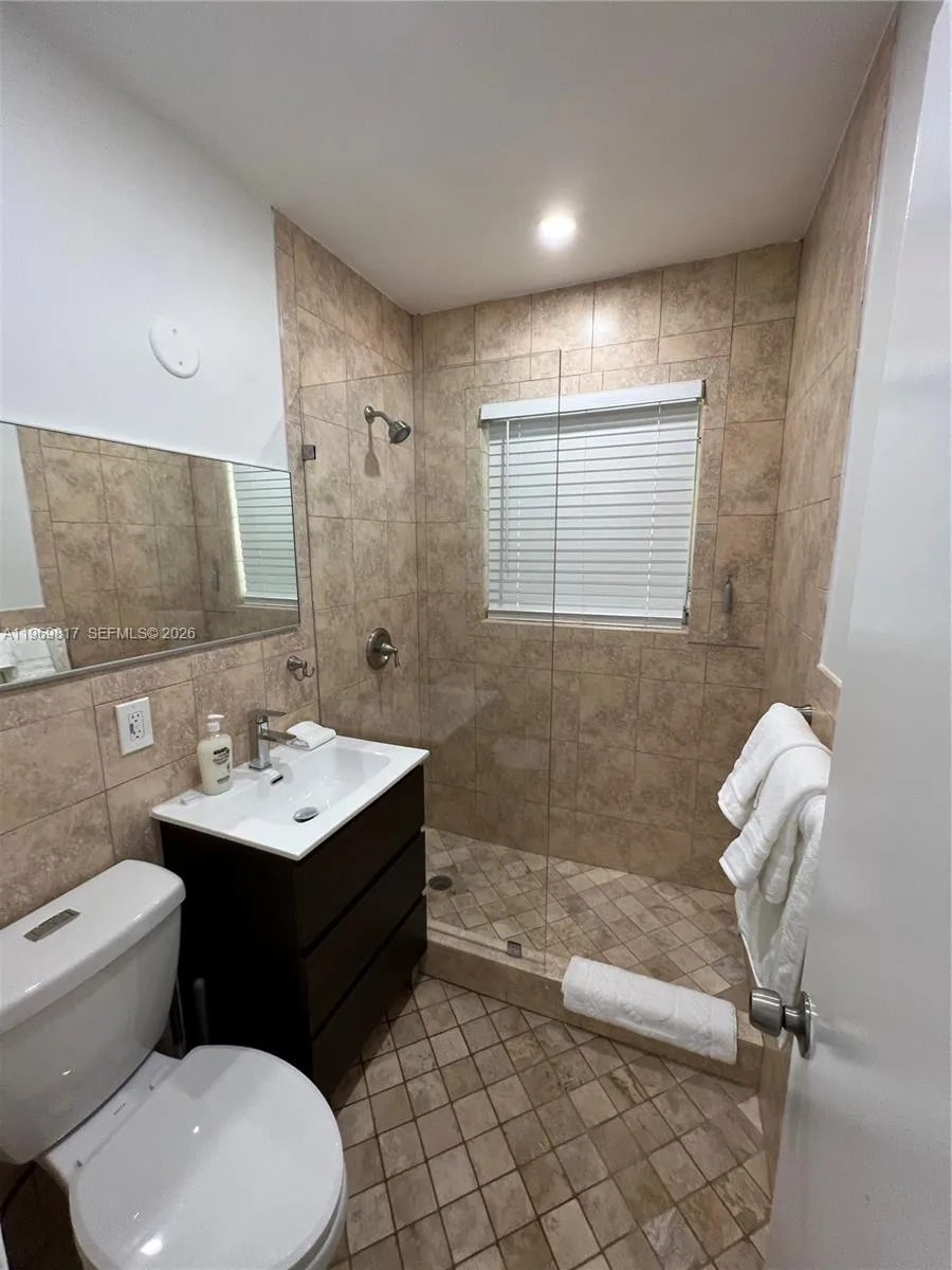 620 Jefferson Ave 4, Miami Beach, Florida 33139, Miami Beach, Florida 33139, 2 Bedrooms Bedrooms, ,1 BathroomBathrooms,Residential Lease,For Rent,620 Jefferson Ave 4, Miami Beach, Florida 33139,A11969817