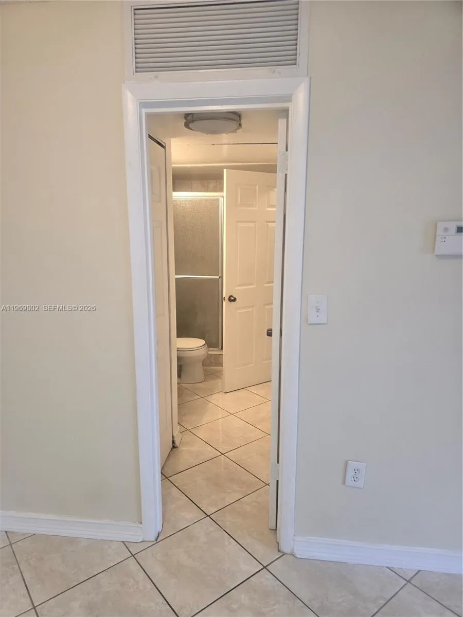 17320 Nw 67th Pl F-7, Hialeah, Florida 33015, Hialeah, Florida 33015, 1 Bedroom Bedrooms, ,1 BathroomBathrooms,Residential Lease,For Rent,17320 Nw 67th Pl F-7, Hialeah, Florida 33015,A11969802