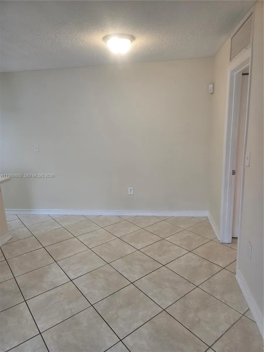 17320 Nw 67th Pl F-7, Hialeah, Florida 33015, Hialeah, Florida 33015, 1 Bedroom Bedrooms, ,1 BathroomBathrooms,Residential Lease,For Rent,17320 Nw 67th Pl F-7, Hialeah, Florida 33015,A11969802
