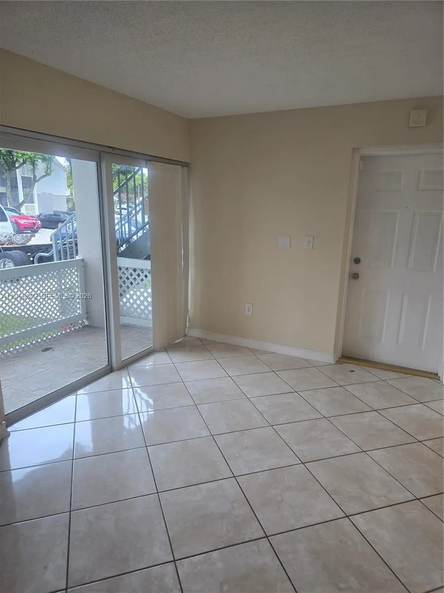 17320 Nw 67th Pl F-7, Hialeah, Florida 33015, Hialeah, Florida 33015, 1 Bedroom Bedrooms, ,1 BathroomBathrooms,Residential Lease,For Rent,17320 Nw 67th Pl F-7, Hialeah, Florida 33015,A11969802