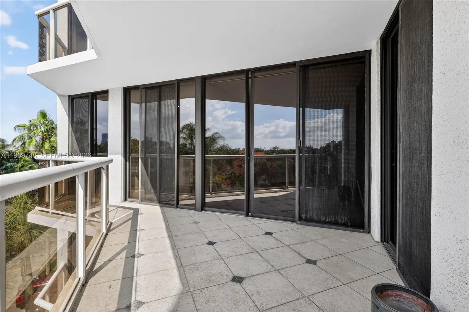 3610 Yacht Club Dr 414, Aventura, Florida 33180, Aventura, Florida 33180, 2 Bedrooms Bedrooms, ,2 BathroomsBathrooms,Residential Lease,For Rent,3610 Yacht Club Dr 414, Aventura, Florida 33180,A11969748