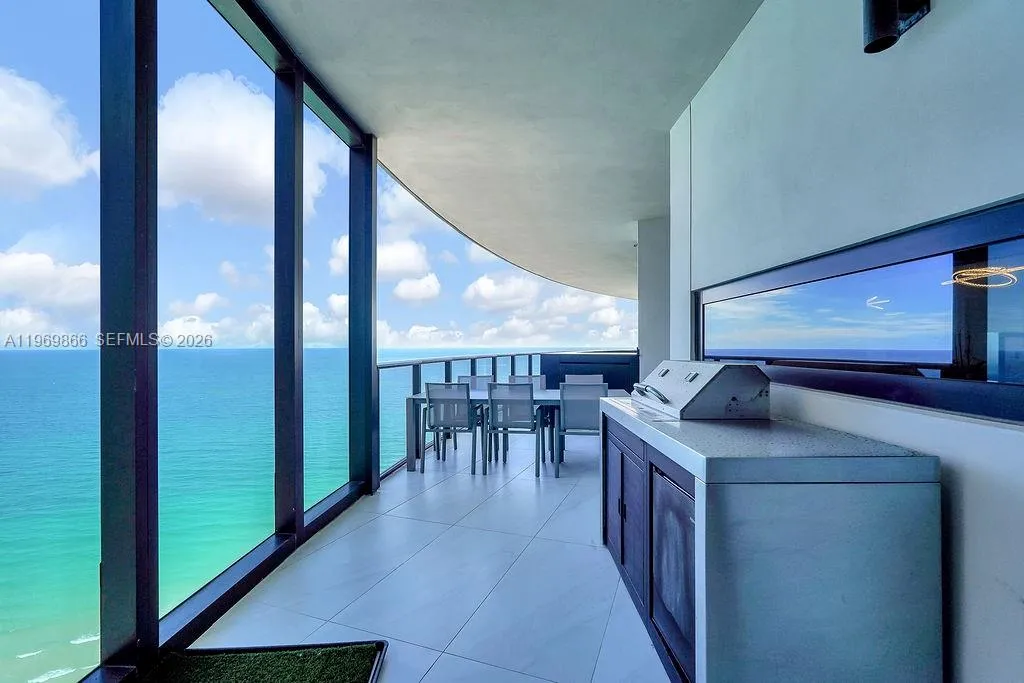 18555 Collins Ave 2605, Sunny Isles Beach, Florida, Sunny Isles Beach, Florida 33160, 4 Bedrooms Bedrooms, ,4 BathroomsBathrooms,Residential,For Sale,18555 Collins Ave 2605, Sunny Isles Beach, Florida,A11969866