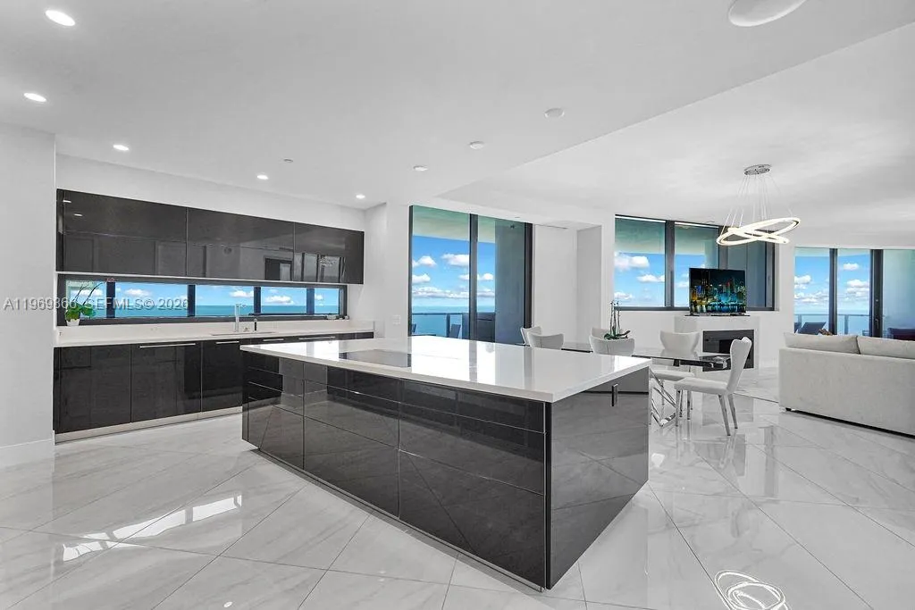 18555 Collins Ave 2605, Sunny Isles Beach, Florida, Sunny Isles Beach, Florida 33160, 4 Bedrooms Bedrooms, ,4 BathroomsBathrooms,Residential,For Sale,18555 Collins Ave 2605, Sunny Isles Beach, Florida,A11969866