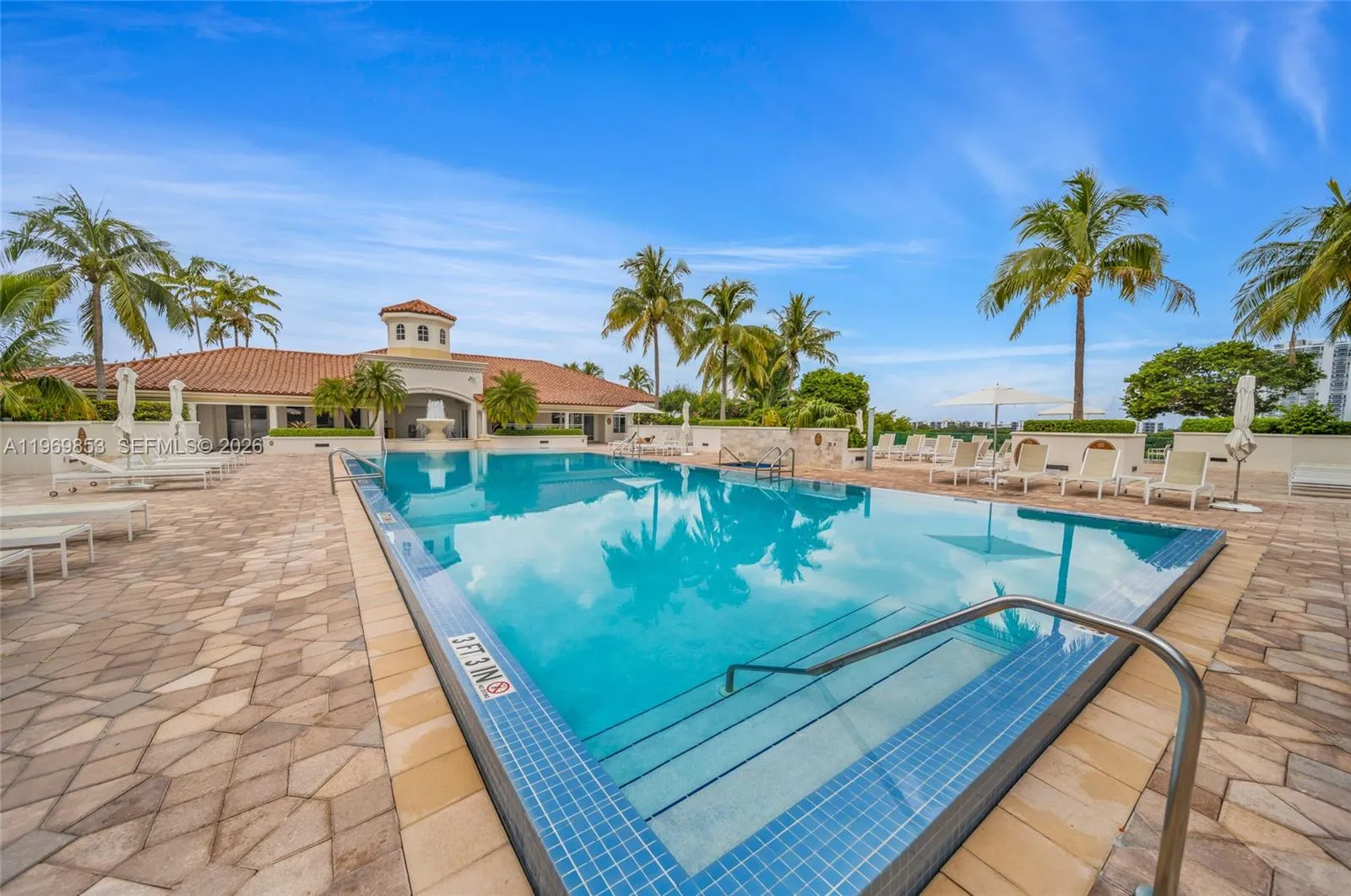 20000 E Country Club Dr 311, Aventura, Florida 331, Aventura, Florida 33180, 3 Bedrooms Bedrooms, ,3 BathroomsBathrooms,Residential,For Sale,20000 E Country Club Dr 311, Aventura, Florida 331,A11969853