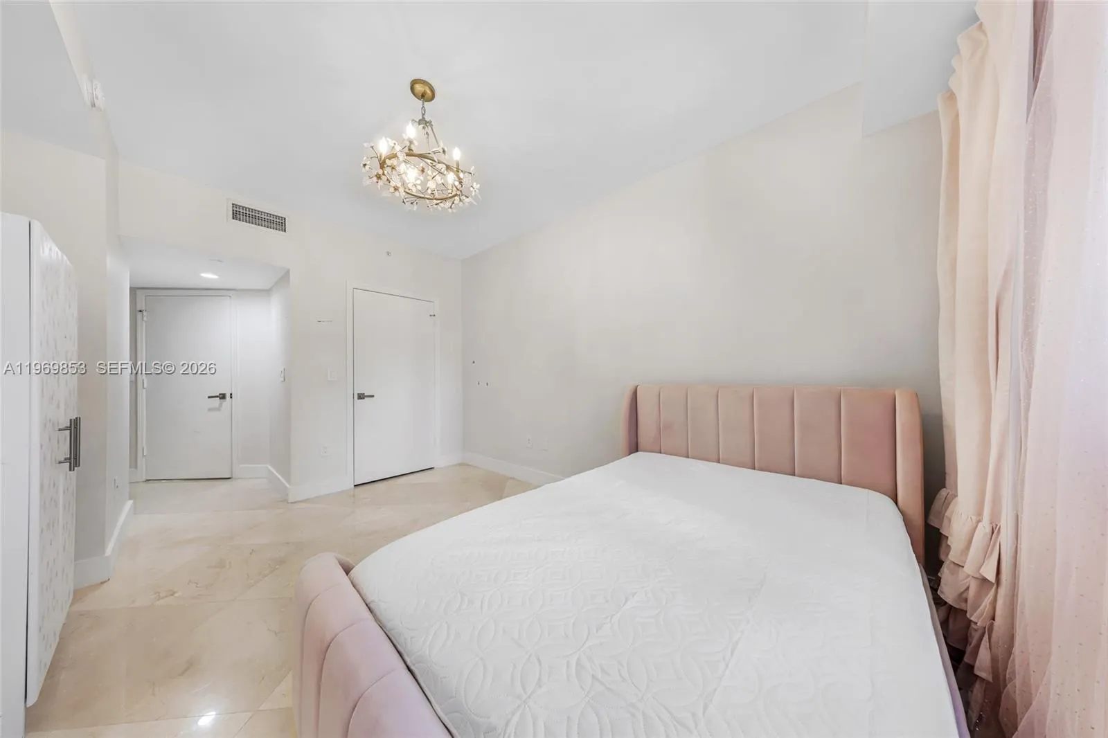 20000 E Country Club Dr 311, Aventura, Florida 331, Aventura, Florida 33180, 3 Bedrooms Bedrooms, ,3 BathroomsBathrooms,Residential,For Sale,20000 E Country Club Dr 311, Aventura, Florida 331,A11969853