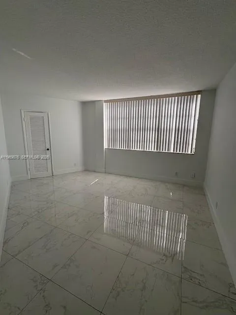 3181 S Ocean Dr 304, Hallandale Beach, Florida 330, Hallandale Beach, Florida 33009, 1 Bedroom Bedrooms, ,1 BathroomBathrooms,Residential,For Sale,3181 S Ocean Dr 304, Hallandale Beach, Florida 330,A11969876