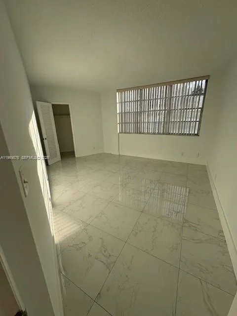 3181 S Ocean Dr 304, Hallandale Beach, Florida 330, Hallandale Beach, Florida 33009, 1 Bedroom Bedrooms, ,1 BathroomBathrooms,Residential,For Sale,3181 S Ocean Dr 304, Hallandale Beach, Florida 330,A11969876