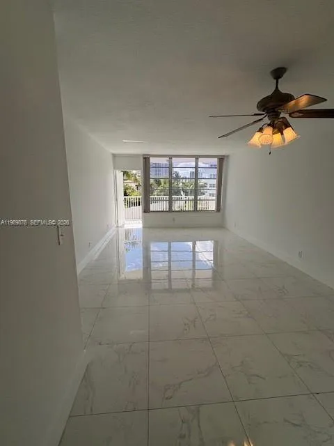 3181 S Ocean Dr 304, Hallandale Beach, Florida 330, Hallandale Beach, Florida 33009, 1 Bedroom Bedrooms, ,1 BathroomBathrooms,Residential,For Sale,3181 S Ocean Dr 304, Hallandale Beach, Florida 330,A11969876