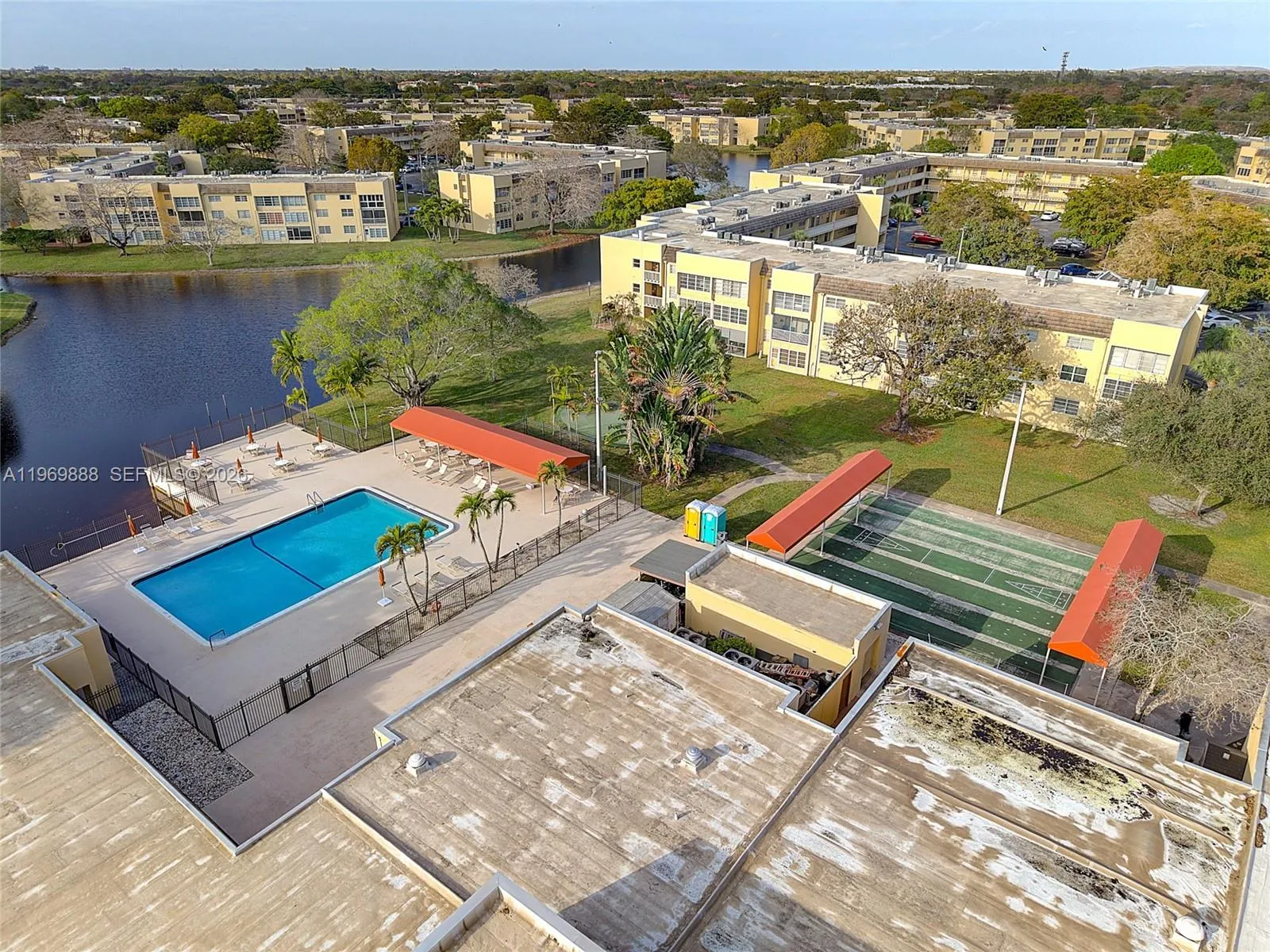 5851 Nw 62nd Ave 210, Tamarac, Florida 33319, Tamarac, Florida 33319, 2 Bedrooms Bedrooms, ,2 BathroomsBathrooms,Residential,For Sale,5851 Nw 62nd Ave 210, Tamarac, Florida 33319,A11969888