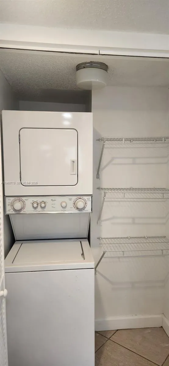 9440 W Flagler St 104, Miami, Florida 33174, Miami, Florida 33174, 1 Bedroom Bedrooms, ,1 BathroomBathrooms,Residential Lease,For Rent,9440 W Flagler St 104, Miami, Florida 33174,A11968778