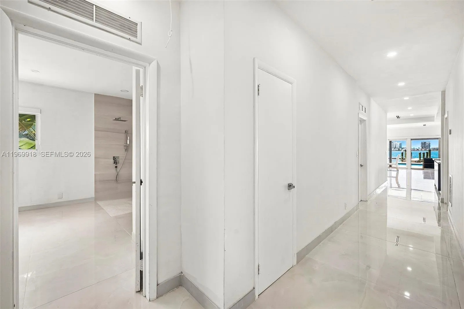 1101 S Shore Dr 0, Miami Beach, Florida 33141, Miami Beach, Florida 33141, 4 Bedrooms Bedrooms, ,3 BathroomsBathrooms,Residential Lease,For Rent,1101 S Shore Dr 0, Miami Beach, Florida 33141,A11969918