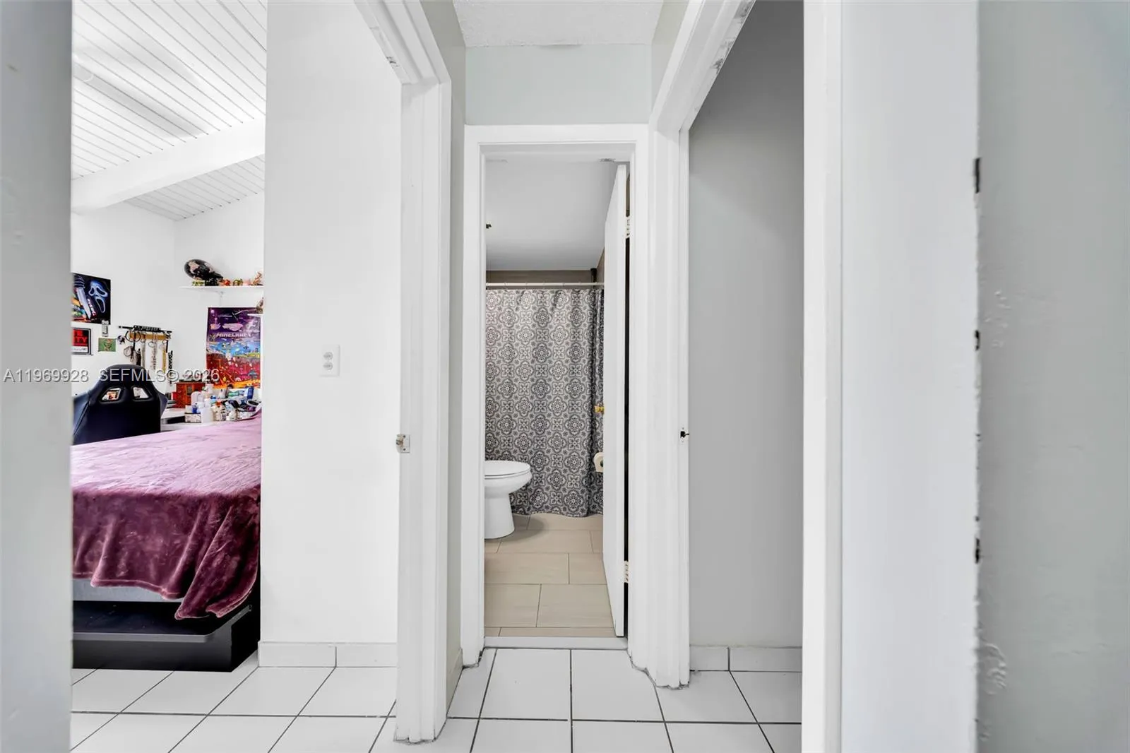 1923 Sw 107th Ave 103, Miami, Florida 33165, Miami, Florida 33165, 2 Bedrooms Bedrooms, ,1 BathroomBathrooms,Residential,For Sale,1923 Sw 107th Ave 103, Miami, Florida 33165,A11969928