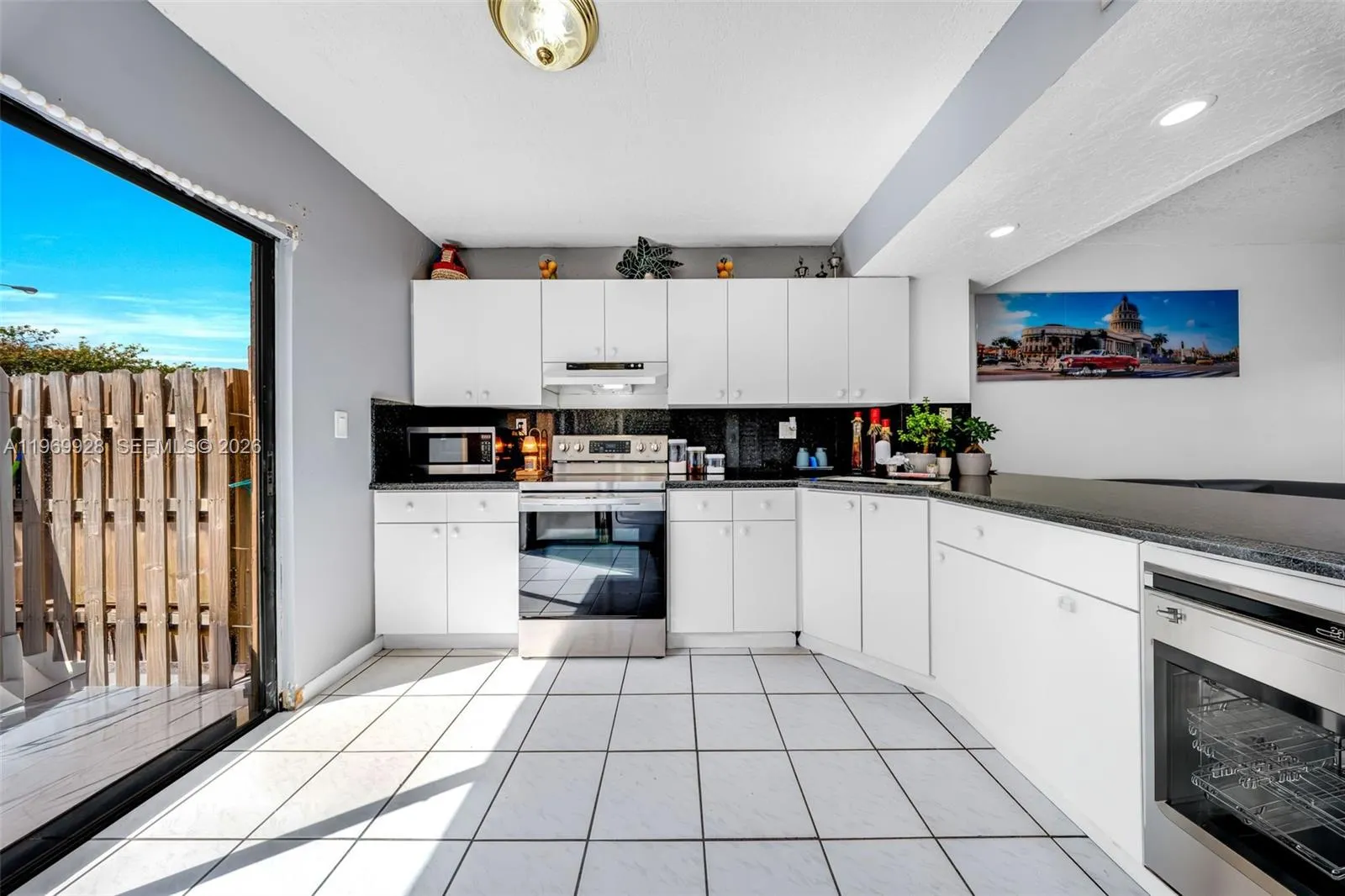 1923 Sw 107th Ave 103, Miami, Florida 33165, Miami, Florida 33165, 2 Bedrooms Bedrooms, ,1 BathroomBathrooms,Residential,For Sale,1923 Sw 107th Ave 103, Miami, Florida 33165,A11969928