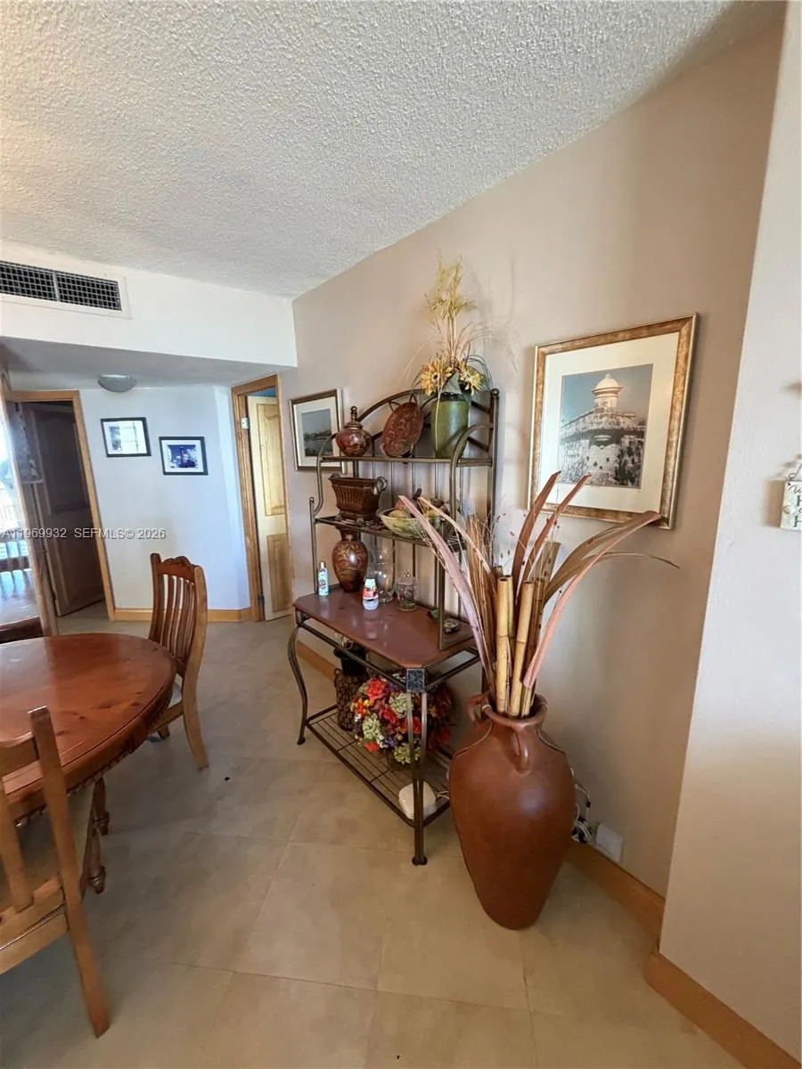 710 N Ocean Blvd 603, Pompano Beach, Florida 33062, Pompano Beach, Florida 33062, 2 Bedrooms Bedrooms, ,2 BathroomsBathrooms,Residential Lease,For Rent,710 N Ocean Blvd 603, Pompano Beach, Florida 33062,A11969932