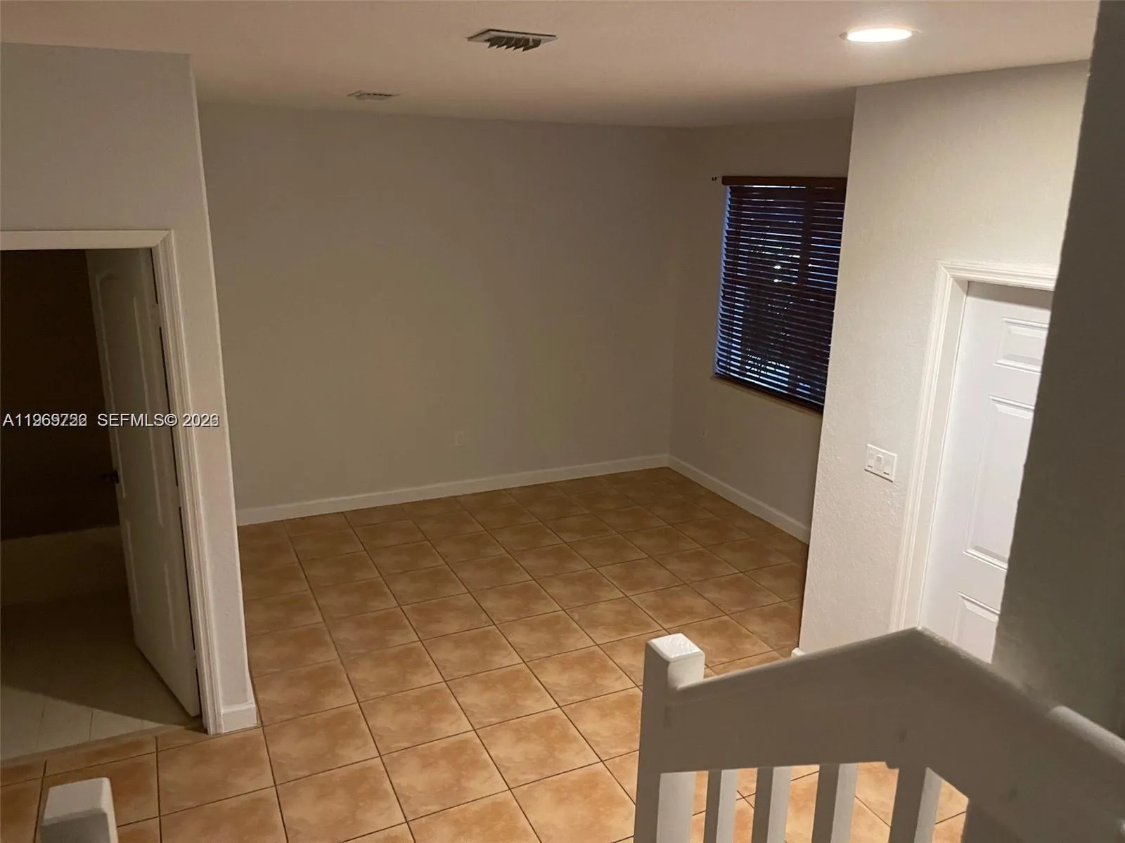 6902 Nw 174th Ter E105, Hialeah, Florida 33015, Hialeah, Florida 33015, 3 Bedrooms Bedrooms, ,3 BathroomsBathrooms,Residential Lease,For Rent,6902 Nw 174th Ter E105, Hialeah, Florida 33015,A11969722