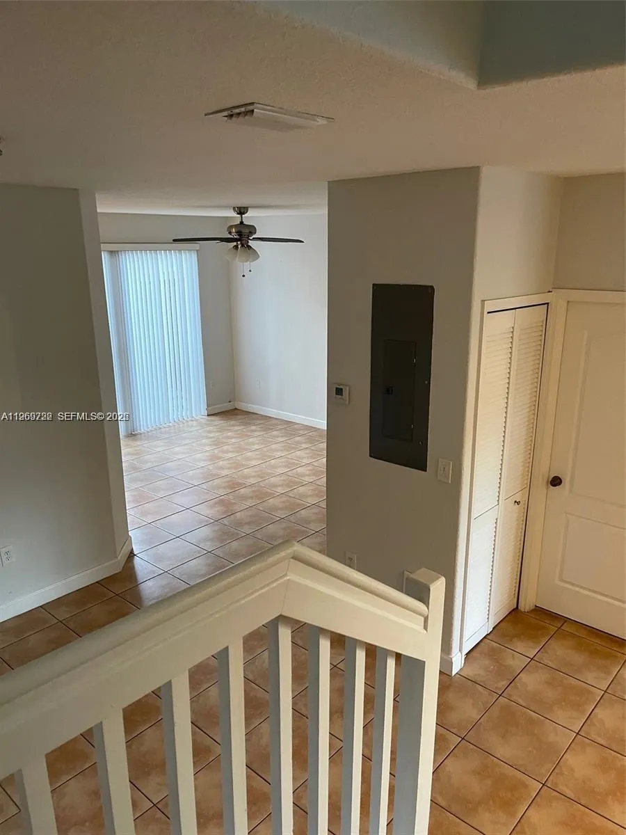 6902 Nw 174th Ter E105, Hialeah, Florida 33015, Hialeah, Florida 33015, 3 Bedrooms Bedrooms, ,3 BathroomsBathrooms,Residential Lease,For Rent,6902 Nw 174th Ter E105, Hialeah, Florida 33015,A11969722