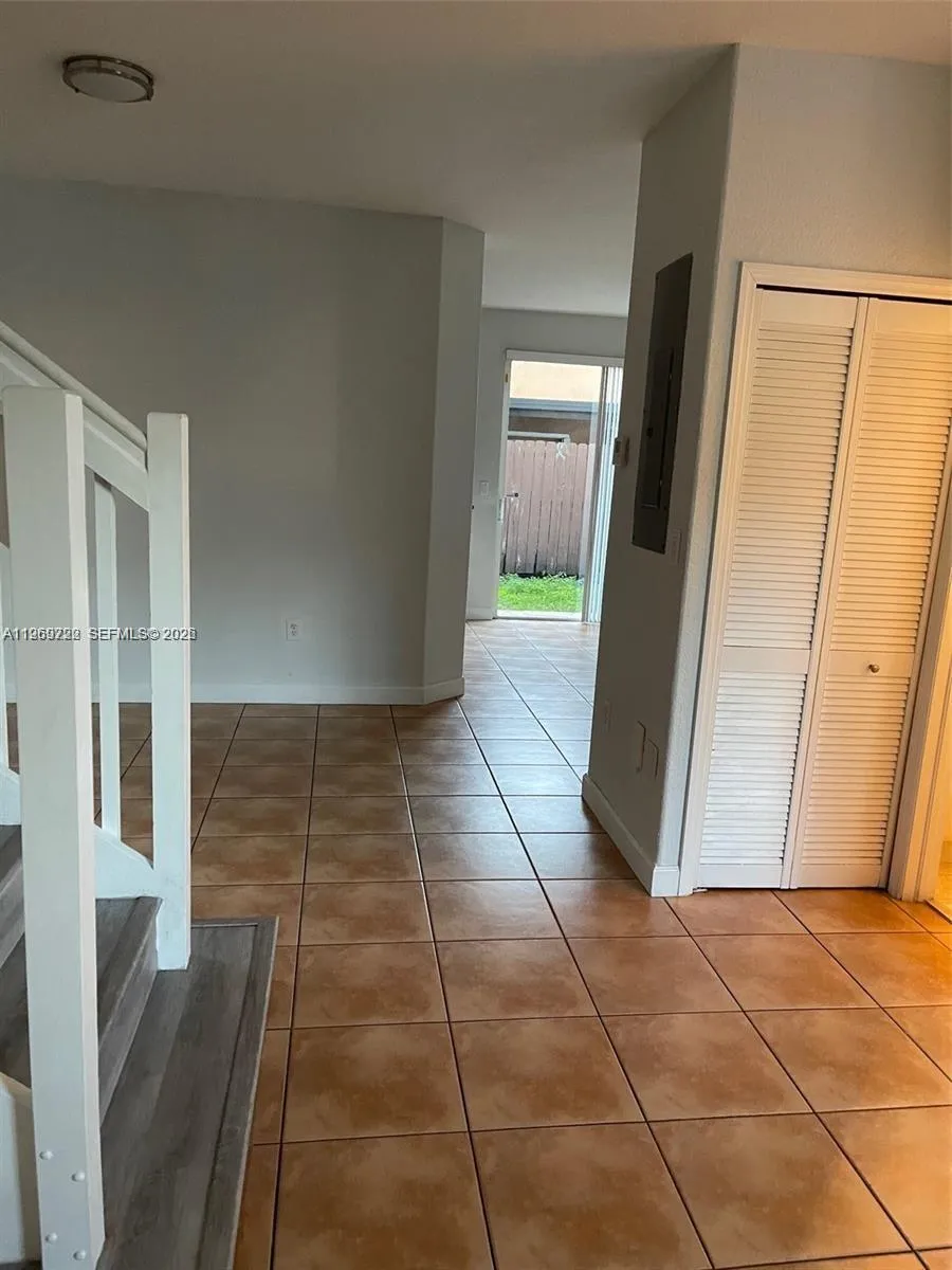 6902 Nw 174th Ter E105, Hialeah, Florida 33015, Hialeah, Florida 33015, 3 Bedrooms Bedrooms, ,3 BathroomsBathrooms,Residential Lease,For Rent,6902 Nw 174th Ter E105, Hialeah, Florida 33015,A11969722