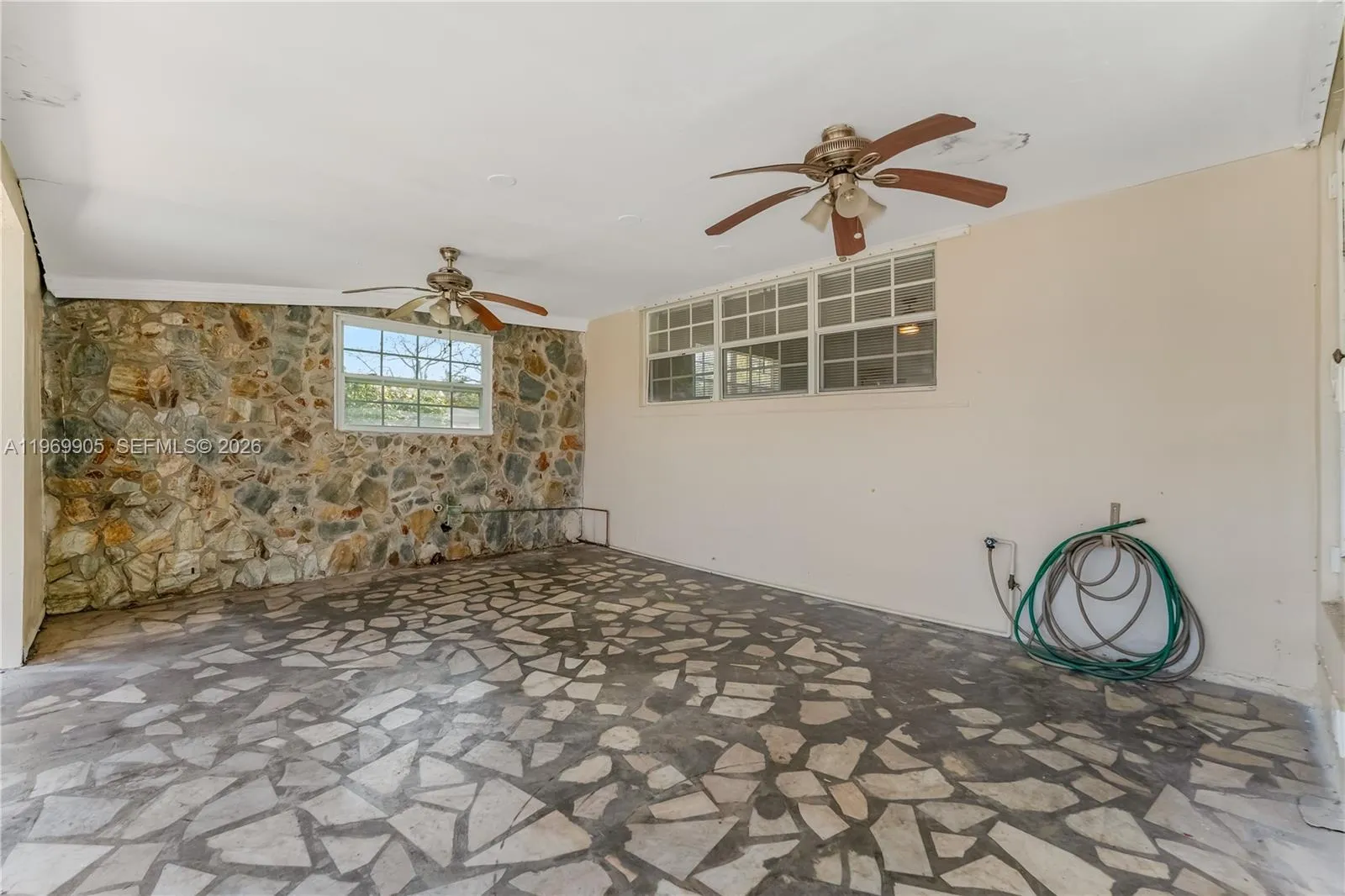 215 Entrada Dr 1, Hollywood, Florida 33021, Hollywood, Florida 33021, 4 Bedrooms Bedrooms, ,3 BathroomsBathrooms,Residential Lease,For Rent,215 Entrada Dr 1, Hollywood, Florida 33021,A11969905