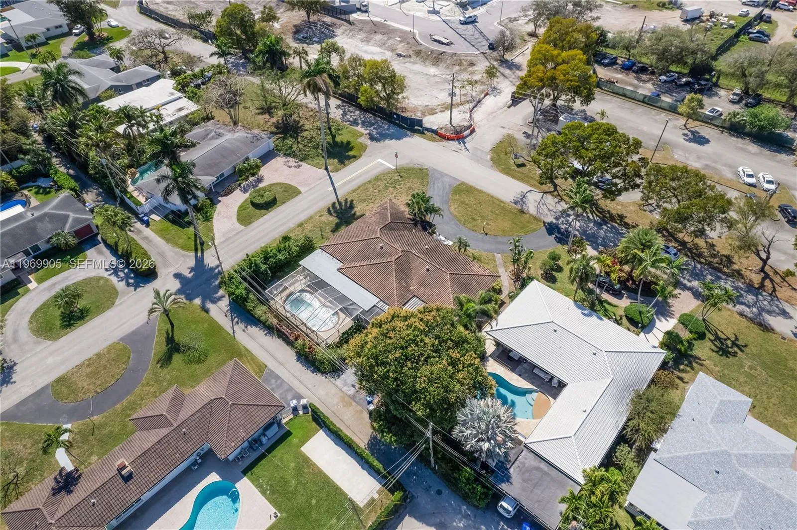 215 Entrada Dr 1, Hollywood, Florida 33021, Hollywood, Florida 33021, 4 Bedrooms Bedrooms, ,3 BathroomsBathrooms,Residential Lease,For Rent,215 Entrada Dr 1, Hollywood, Florida 33021,A11969905