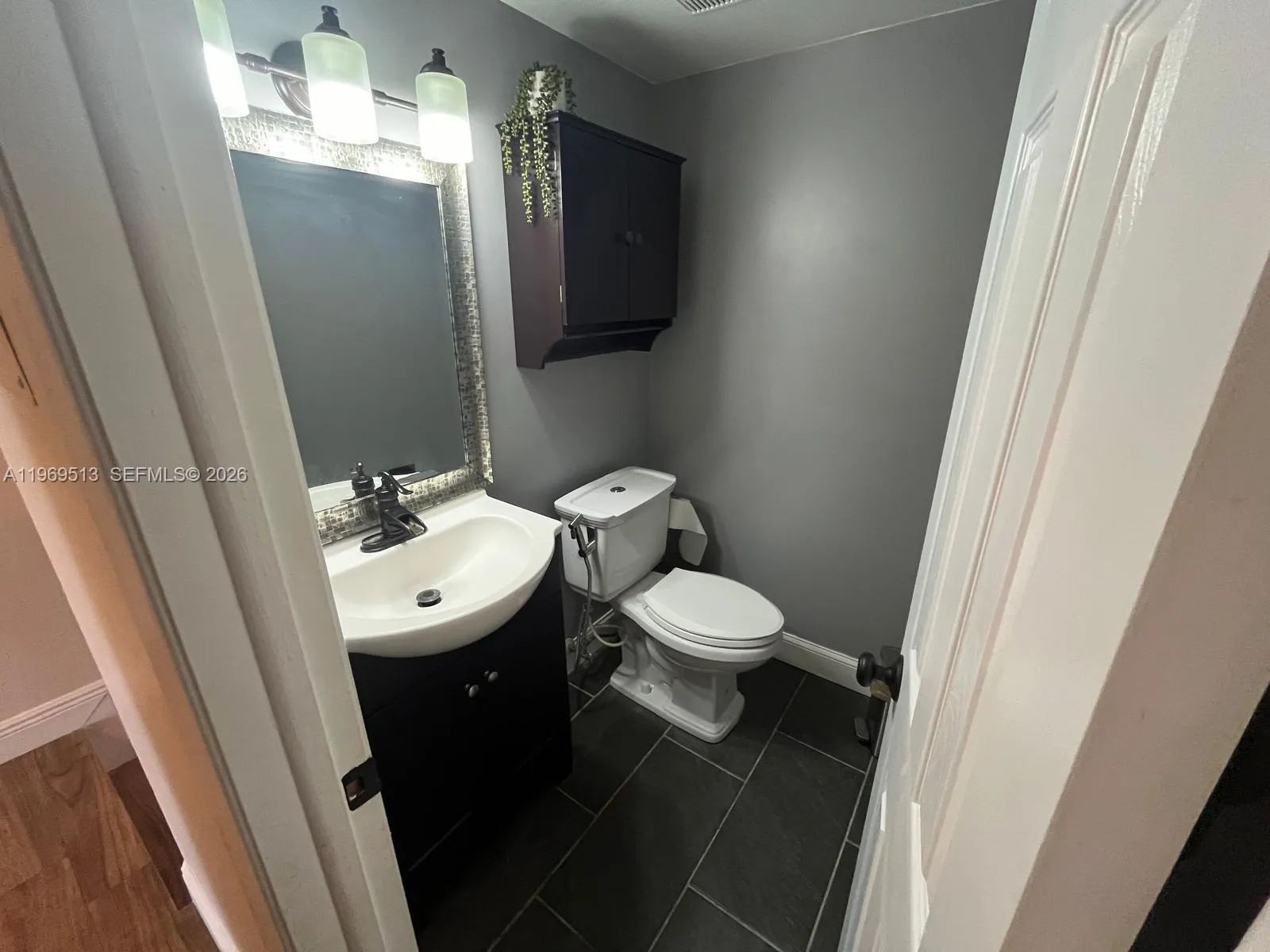 271 W Park Dr 7-2, Miami, Florida 33172, Miami, Florida 33172, 2 Bedrooms Bedrooms, ,2 BathroomsBathrooms,Residential Lease,For Rent,271 W Park Dr 7-2, Miami, Florida 33172,A11969513