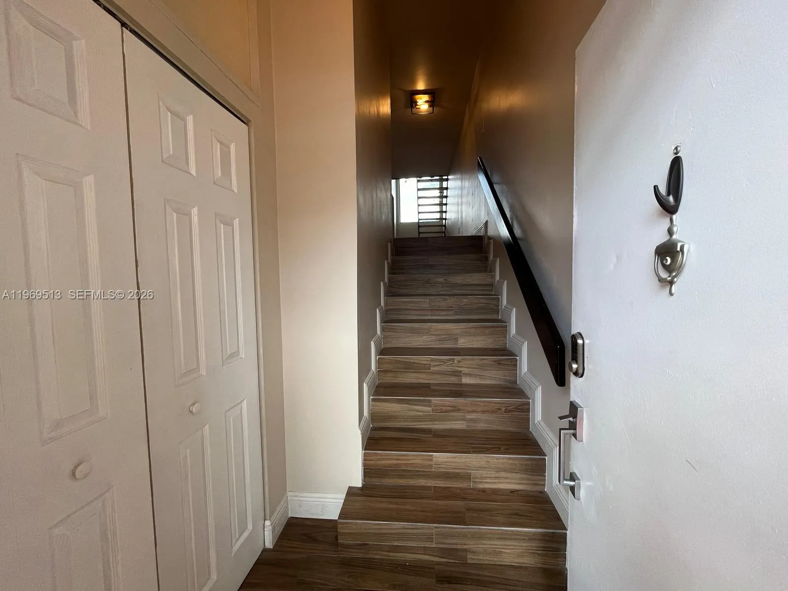 271 W Park Dr 7-2, Miami, Florida 33172, Miami, Florida 33172, 2 Bedrooms Bedrooms, ,2 BathroomsBathrooms,Residential Lease,For Rent,271 W Park Dr 7-2, Miami, Florida 33172,A11969513