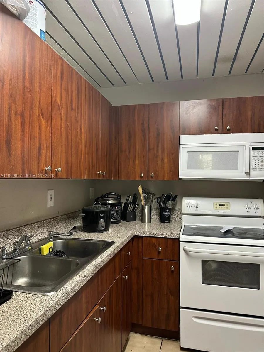 10000 Nw 80th Ct 2433, Hialeah Gardens, Florida 33, Hialeah Gardens, Florida 33016, 2 Bedrooms Bedrooms, ,2 BathroomsBathrooms,Residential Lease,For Rent,10000 Nw 80th Ct 2433, Hialeah Gardens, Florida 33,A11969957 10000 Nw 80th Ct 2433, Hialeah Gardens, Florida 33, Hialeah Gardens, Florida 33016, 2 Bedrooms Bedrooms, ,2 BathroomsBathrooms,Residential Lease,For Rent,10000 Nw 80th Ct 2433, Hialeah Gardens, Florida 33,A11969957