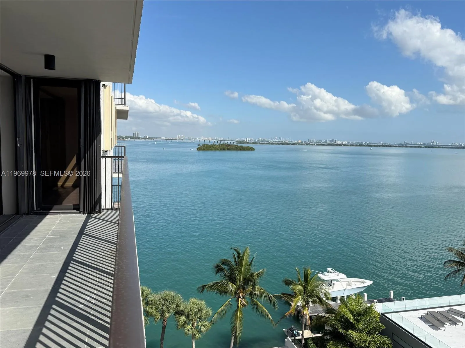 801 N Venetian Dr 802, Miami, Florida 33139, Miami, Florida 33139, 2 Bedrooms Bedrooms, ,2 BathroomsBathrooms,Residential Lease,For Rent,801 N Venetian Dr 802, Miami, Florida 33139,A11969978