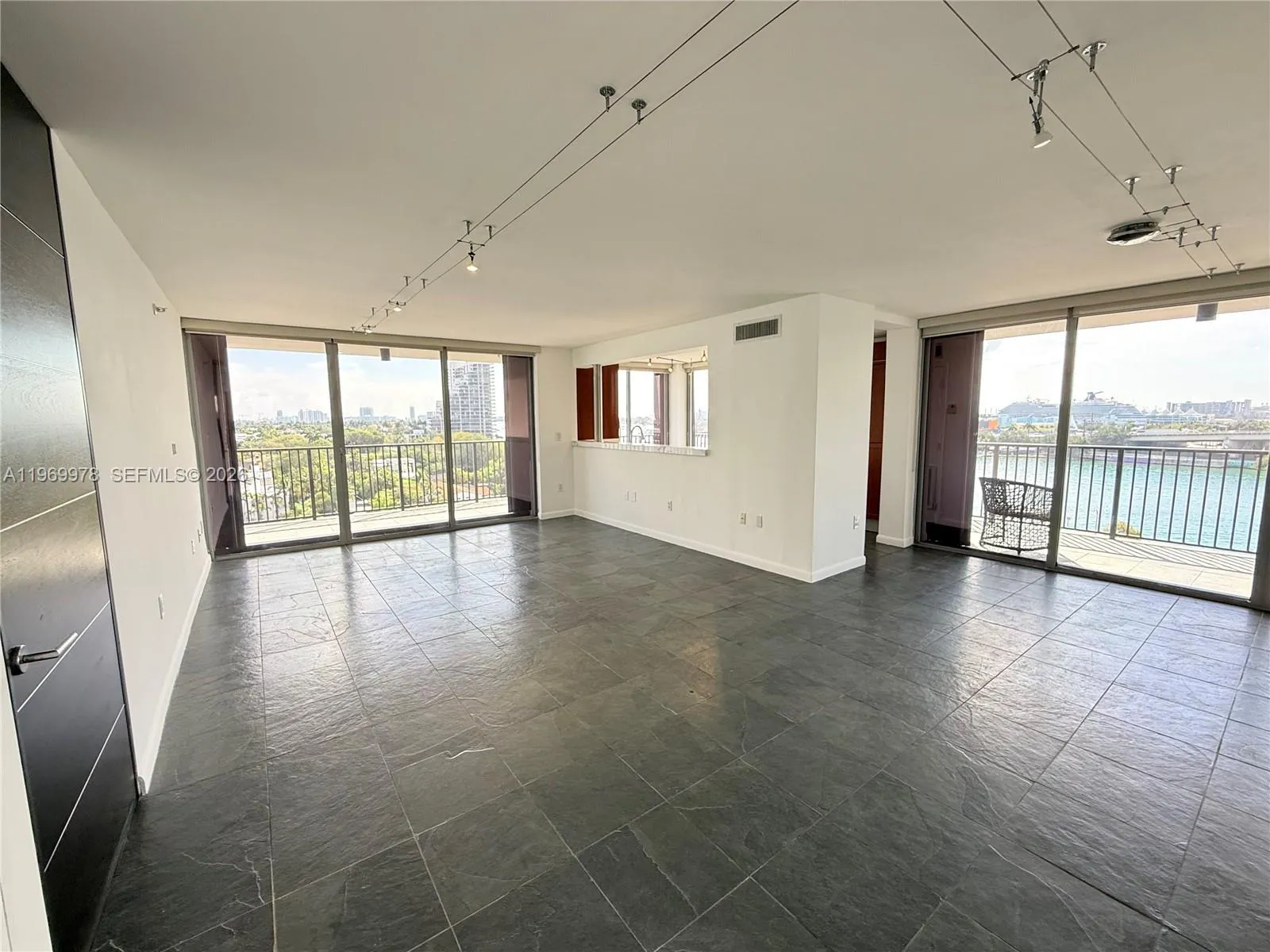 801 N Venetian Dr 802, Miami, Florida 33139, Miami, Florida 33139, 2 Bedrooms Bedrooms, ,2 BathroomsBathrooms,Residential Lease,For Rent,801 N Venetian Dr 802, Miami, Florida 33139,A11969978