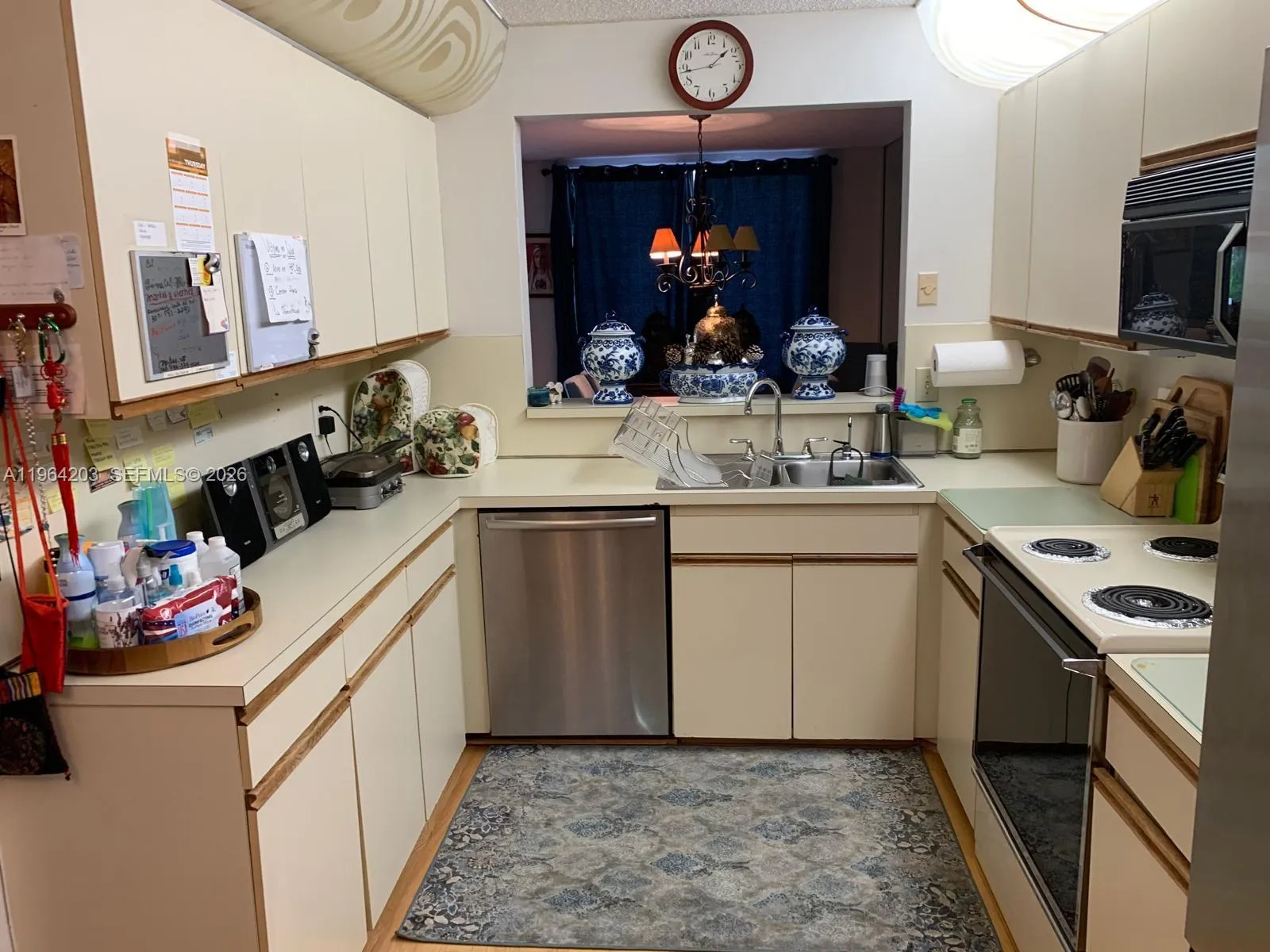 3340 Torremolinos Ave A-40, Doral, Florida 33178, Doral, Florida 33178, 4 Bedrooms Bedrooms, ,2 BathroomsBathrooms,Residential,For Sale,3340 Torremolinos Ave A-40, Doral, Florida 33178,A11964203