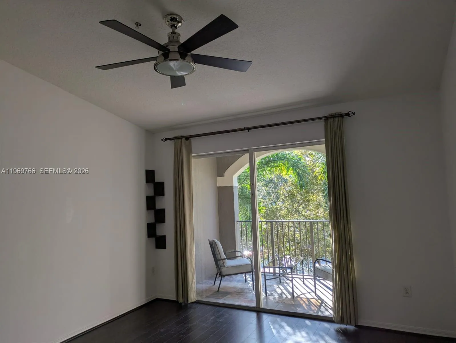 6831 Sw 44th St 302, Miami, Florida 33155, Miami, Florida 33155, 1 Bedroom Bedrooms, ,1 BathroomBathrooms,Residential Lease,For Rent,6831 Sw 44th St 302, Miami, Florida 33155,A11969766