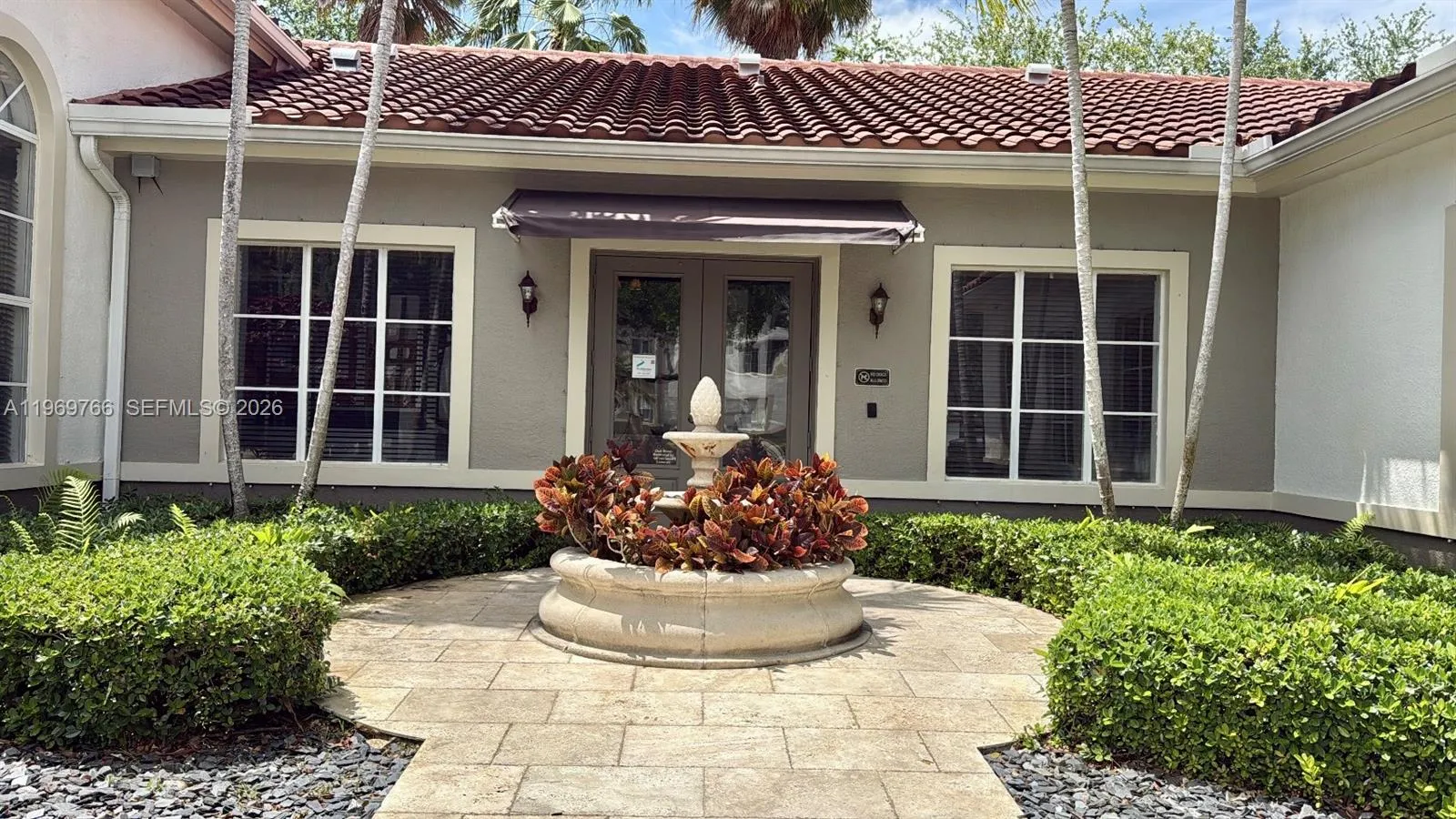 6831 Sw 44th St 302, Miami, Florida 33155, Miami, Florida 33155, 1 Bedroom Bedrooms, ,1 BathroomBathrooms,Residential Lease,For Rent,6831 Sw 44th St 302, Miami, Florida 33155,A11969766