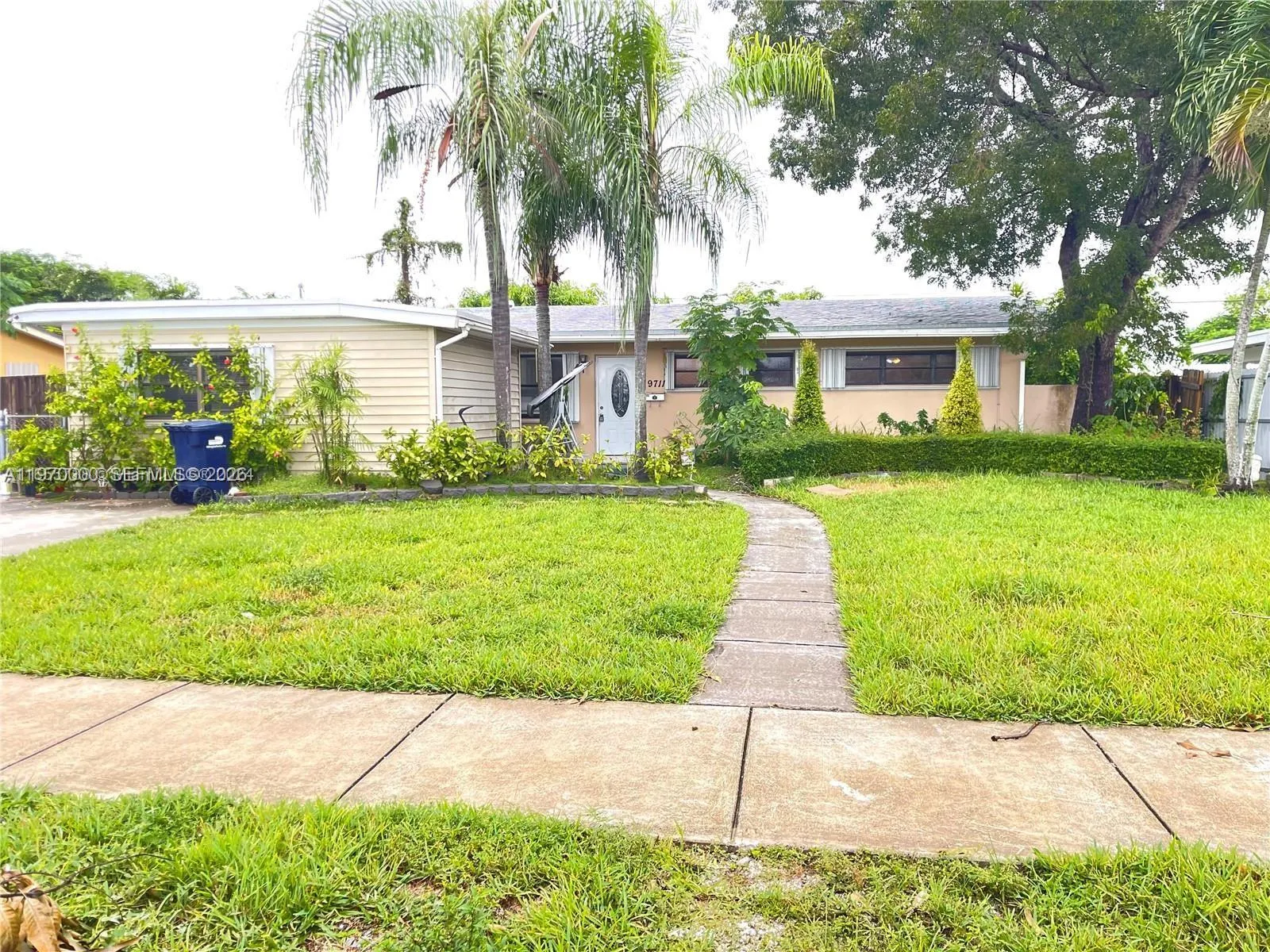 9711 Caribbean Blvd, Cutler Bay, Florida 33189, Cutler Bay, Florida 33189, 5 Bedrooms Bedrooms, ,2 BathroomsBathrooms,Residential,For Sale,9711 Caribbean Blvd, Cutler Bay, Florida 33189,A11970000