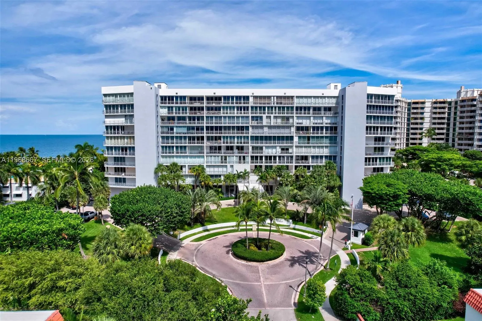 600 Grapetree Dr 11b-n, Key Biscayne, Florida 3314, Key Biscayne, Florida 33149, 3 Bedrooms Bedrooms, ,3 BathroomsBathrooms,Residential,For Sale,600 Grapetree Dr 11b-n, Key Biscayne, Florida 3314,A11968667