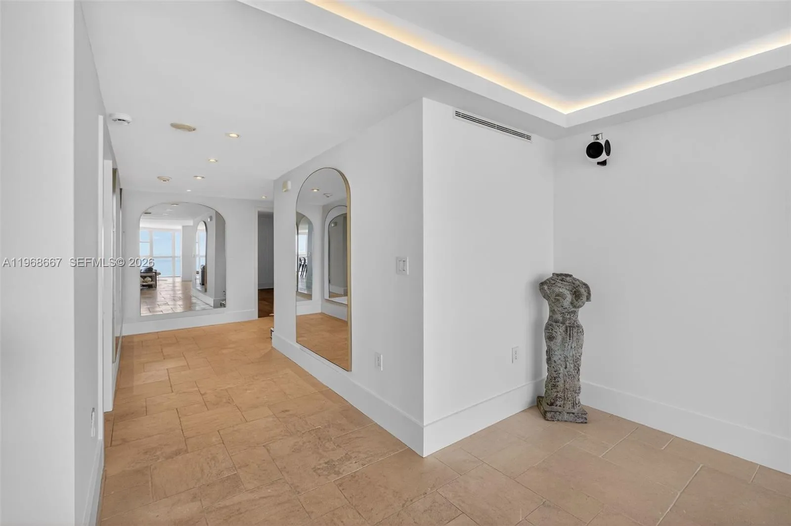 600 Grapetree Dr 11b-n, Key Biscayne, Florida 3314, Key Biscayne, Florida 33149, 3 Bedrooms Bedrooms, ,3 BathroomsBathrooms,Residential,For Sale,600 Grapetree Dr 11b-n, Key Biscayne, Florida 3314,A11968667