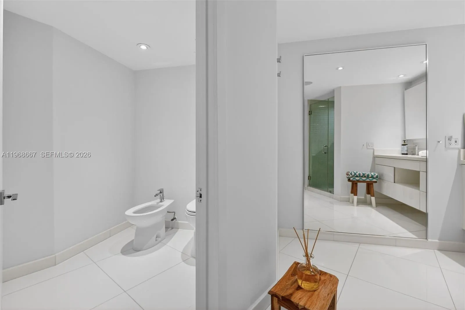 600 Grapetree Dr 11b-n, Key Biscayne, Florida 3314, Key Biscayne, Florida 33149, 3 Bedrooms Bedrooms, ,3 BathroomsBathrooms,Residential,For Sale,600 Grapetree Dr 11b-n, Key Biscayne, Florida 3314,A11968667