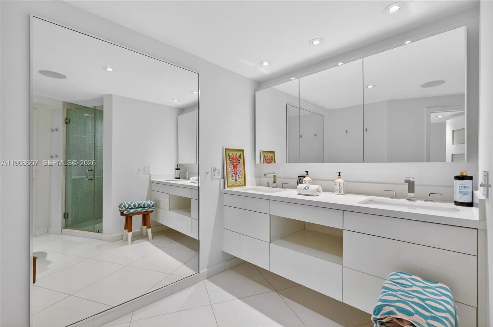 600 Grapetree Dr 11b-n, Key Biscayne, Florida 3314, Key Biscayne, Florida 33149, 3 Bedrooms Bedrooms, ,3 BathroomsBathrooms,Residential,For Sale,600 Grapetree Dr 11b-n, Key Biscayne, Florida 3314,A11968667