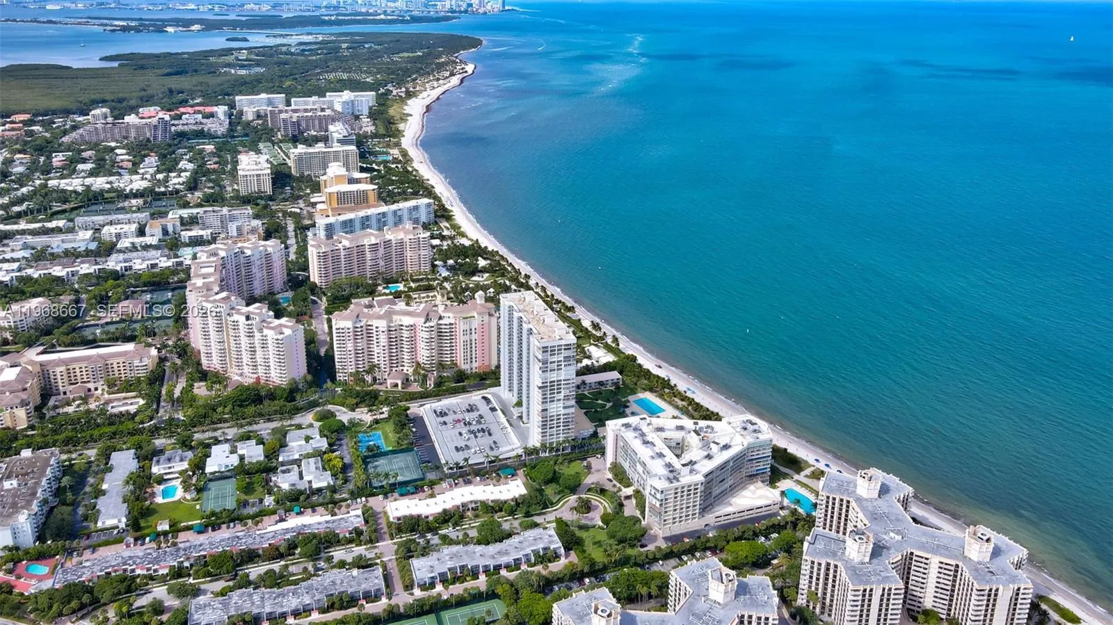 600 Grapetree Dr 11b-n, Key Biscayne, Florida 3314, Key Biscayne, Florida 33149, 3 Bedrooms Bedrooms, ,3 BathroomsBathrooms,Residential,For Sale,600 Grapetree Dr 11b-n, Key Biscayne, Florida 3314,A11968667