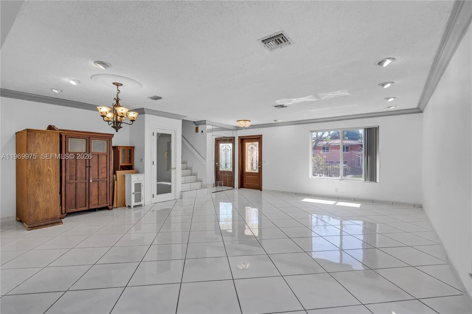 7941 Sw 18th Ter, Miami, Florida 33155, Miami, Florida 33155, 4 Bedrooms Bedrooms, ,3 BathroomsBathrooms,Residential,For Sale,7941 Sw 18th Ter, Miami, Florida 33155,A11969975