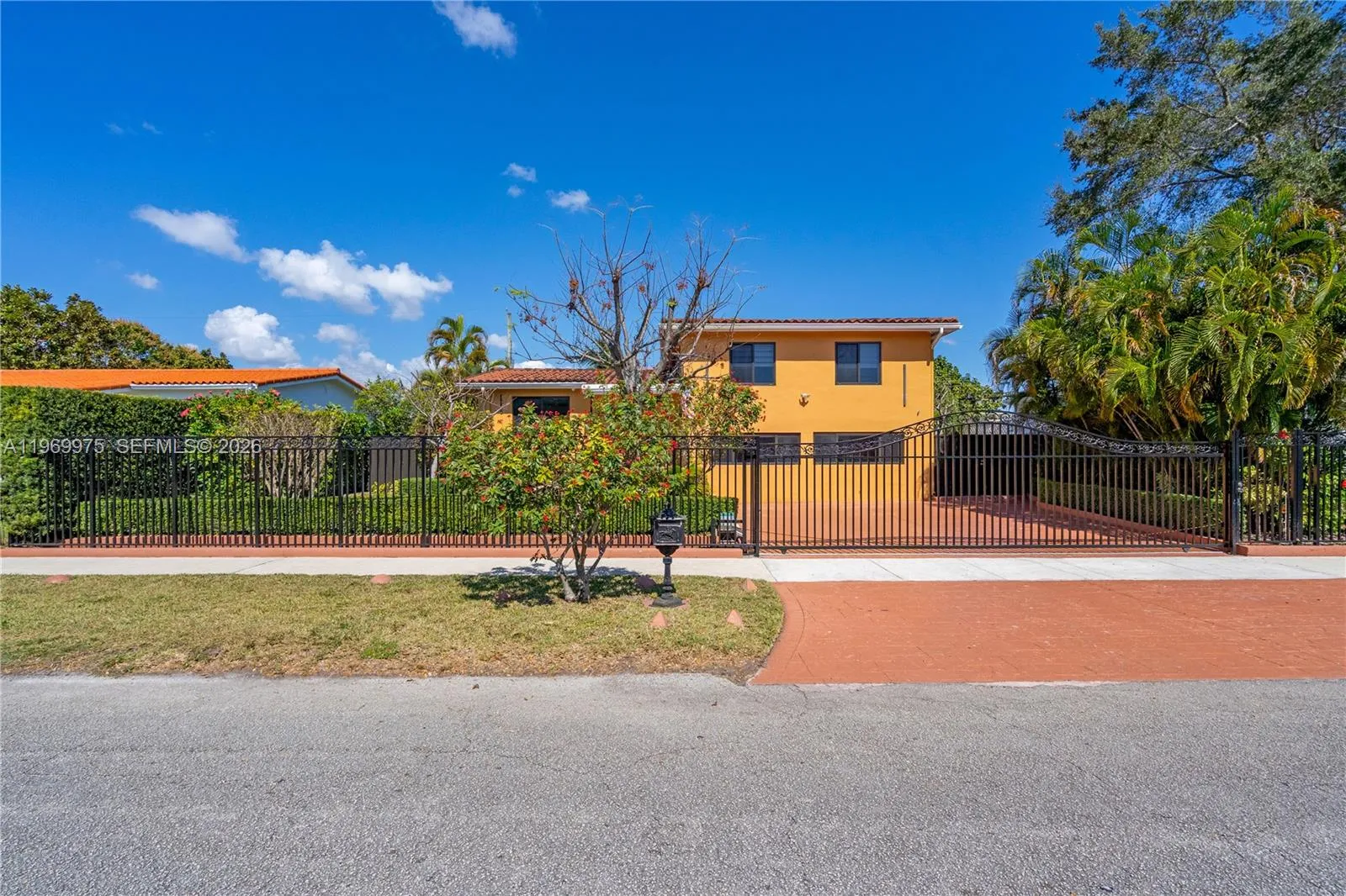 7941 Sw 18th Ter, Miami, Florida 33155, Miami, Florida 33155, 4 Bedrooms Bedrooms, ,3 BathroomsBathrooms,Residential,For Sale,7941 Sw 18th Ter, Miami, Florida 33155,A11969975