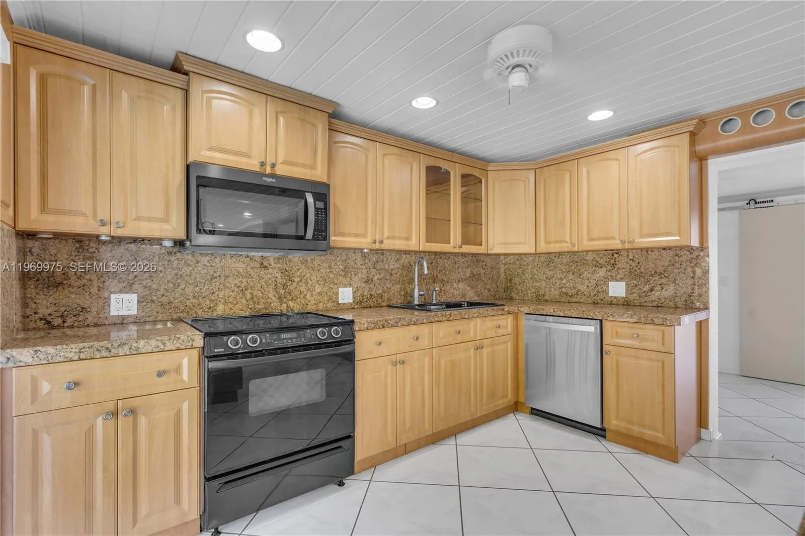 7941 Sw 18th Ter, Miami, Florida 33155, Miami, Florida 33155, 4 Bedrooms Bedrooms, ,3 BathroomsBathrooms,Residential,For Sale,7941 Sw 18th Ter, Miami, Florida 33155,A11969975