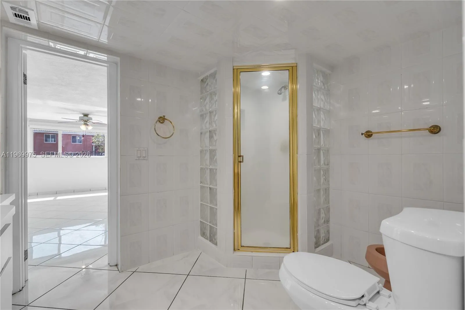 Ground level suite bathroom.