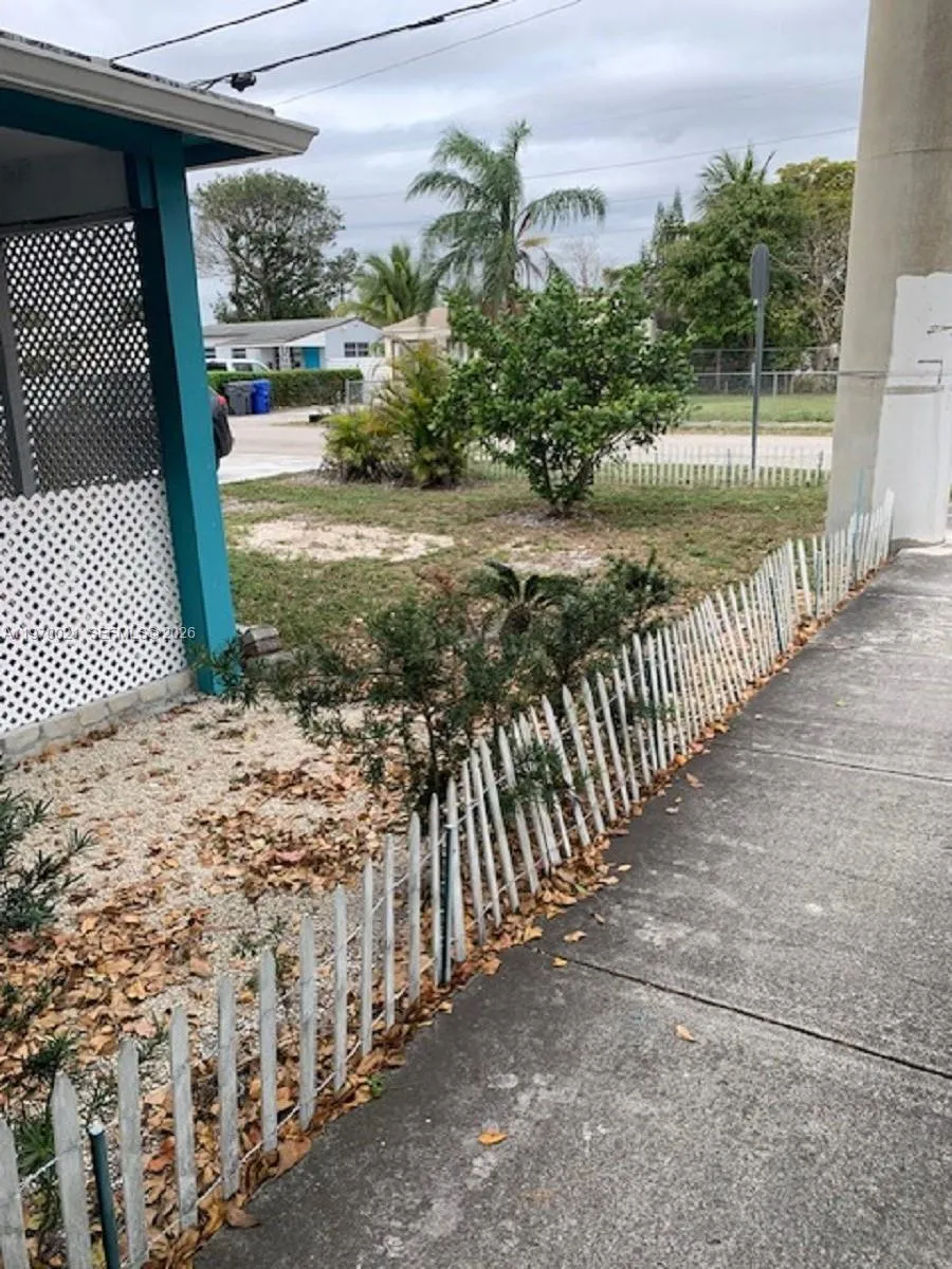 1218 N 24th Ave, Hollywood, Florida 33020, Hollywood, Florida 33020, ,Residential Income,For Sale,1218 N 24th Ave, Hollywood, Florida 33020,A11970021