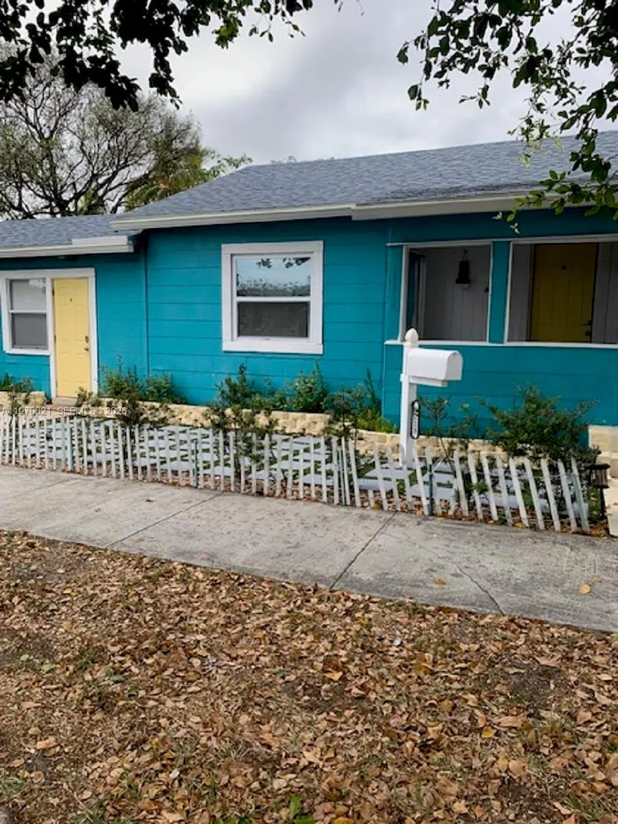 1218 N 24th Ave, Hollywood, Florida 33020, Hollywood, Florida 33020, ,Residential Income,For Sale,1218 N 24th Ave, Hollywood, Florida 33020,A11970021