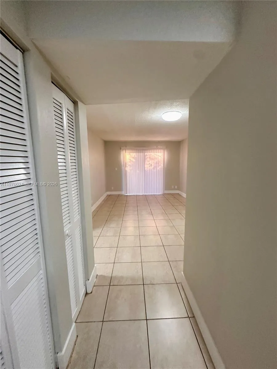 95 Ne 41st St L165, Oakland Park, Florida 33334, Oakland Park, Florida 33334, 2 Bedrooms Bedrooms, ,1 BathroomBathrooms,Residential Lease,For Rent,95 Ne 41st St L165, Oakland Park, Florida 33334,A11970024