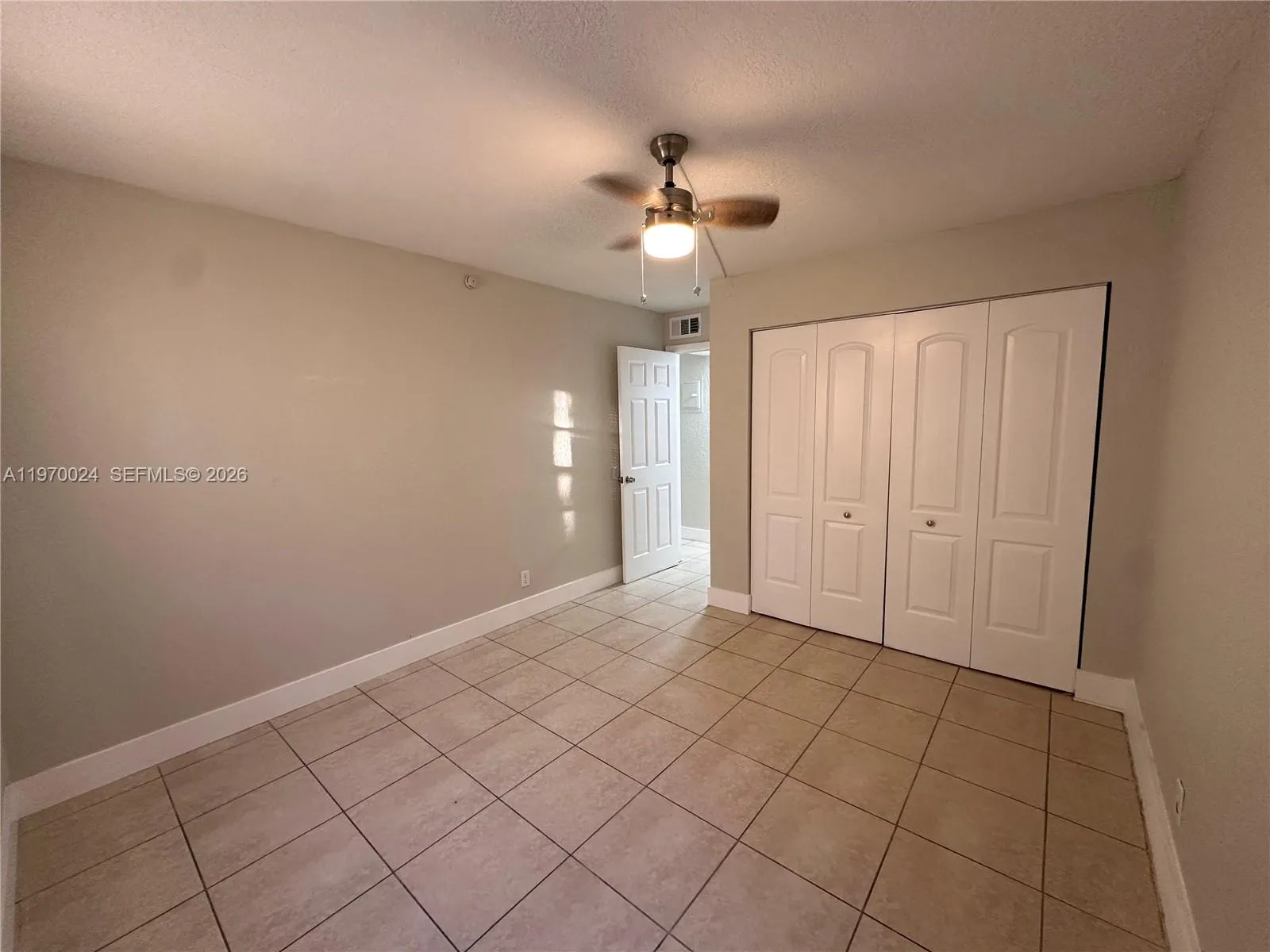 95 Ne 41st St L165, Oakland Park, Florida 33334, Oakland Park, Florida 33334, 2 Bedrooms Bedrooms, ,1 BathroomBathrooms,Residential Lease,For Rent,95 Ne 41st St L165, Oakland Park, Florida 33334,A11970024