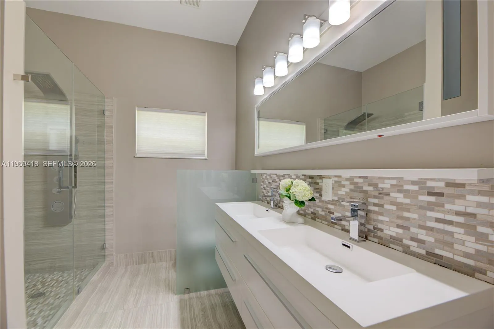 4310 Diamond Way, Weston, Florida 33331, Weston, Florida 33331, 4 Bedrooms Bedrooms, ,2 BathroomsBathrooms,Residential,For Sale,4310 Diamond Way, Weston, Florida 33331,A11969418