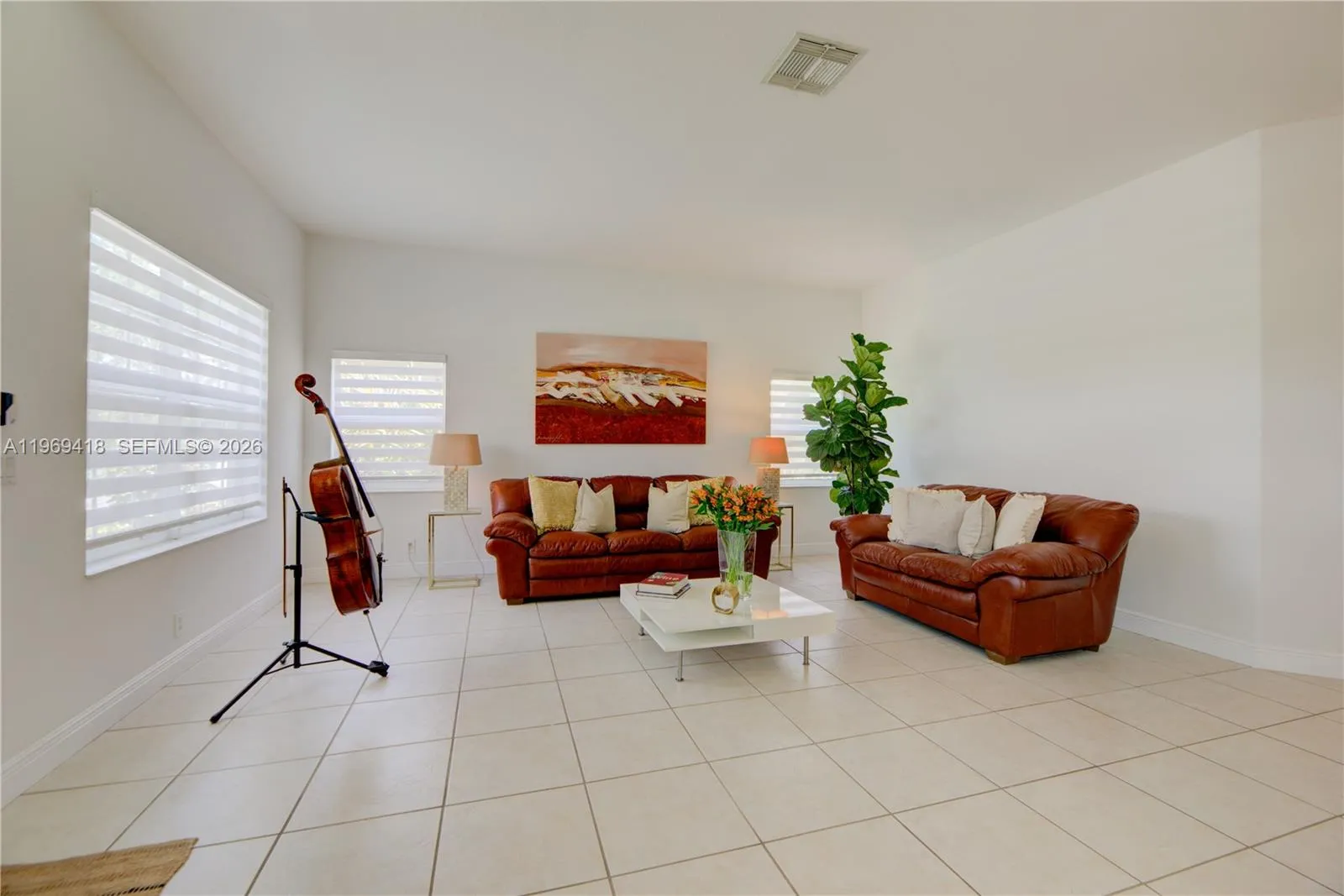 4310 Diamond Way, Weston, Florida 33331, Weston, Florida 33331, 4 Bedrooms Bedrooms, ,2 BathroomsBathrooms,Residential,For Sale,4310 Diamond Way, Weston, Florida 33331,A11969418